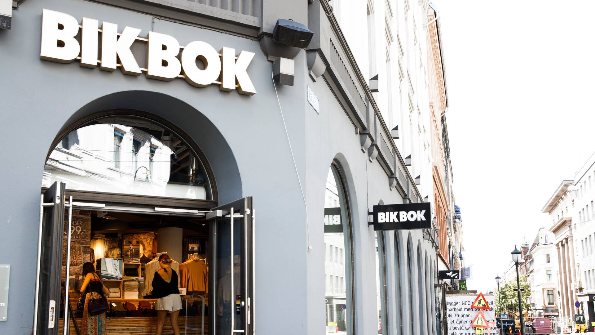 STENGER: Bik Bok, som eies av Varner, stenger en butikk sentralt i Stockholm – men vil samtidig satse mer i Sverige. | Foto: Berit Roald/NTB
