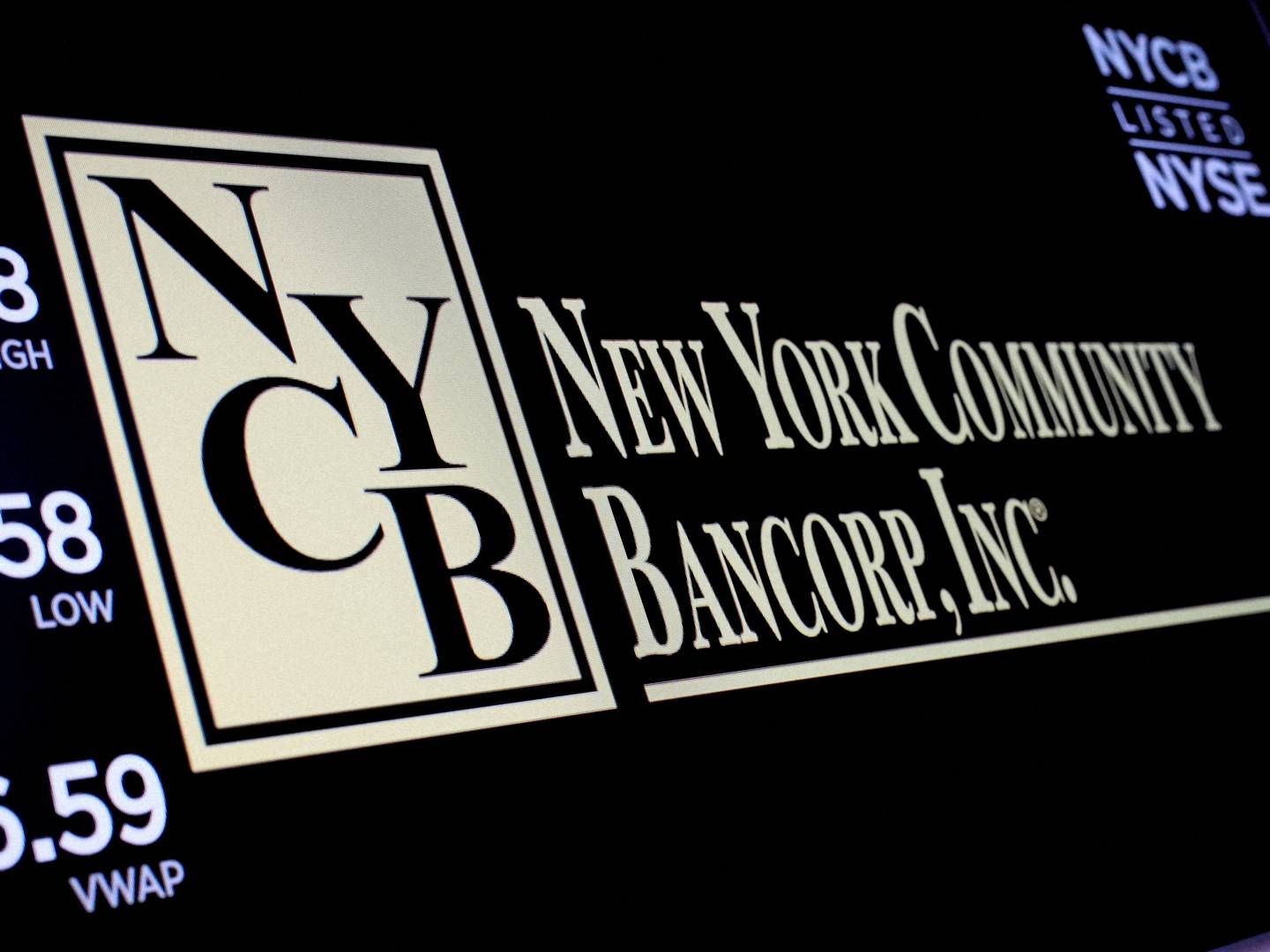 New York Community Bank er en mellemstor amerikansk bank med mere end 100 mia. dollar i aktiver. Den var ikke tidligere listen over problemramte banker. | Foto: Brendan Mcdermid