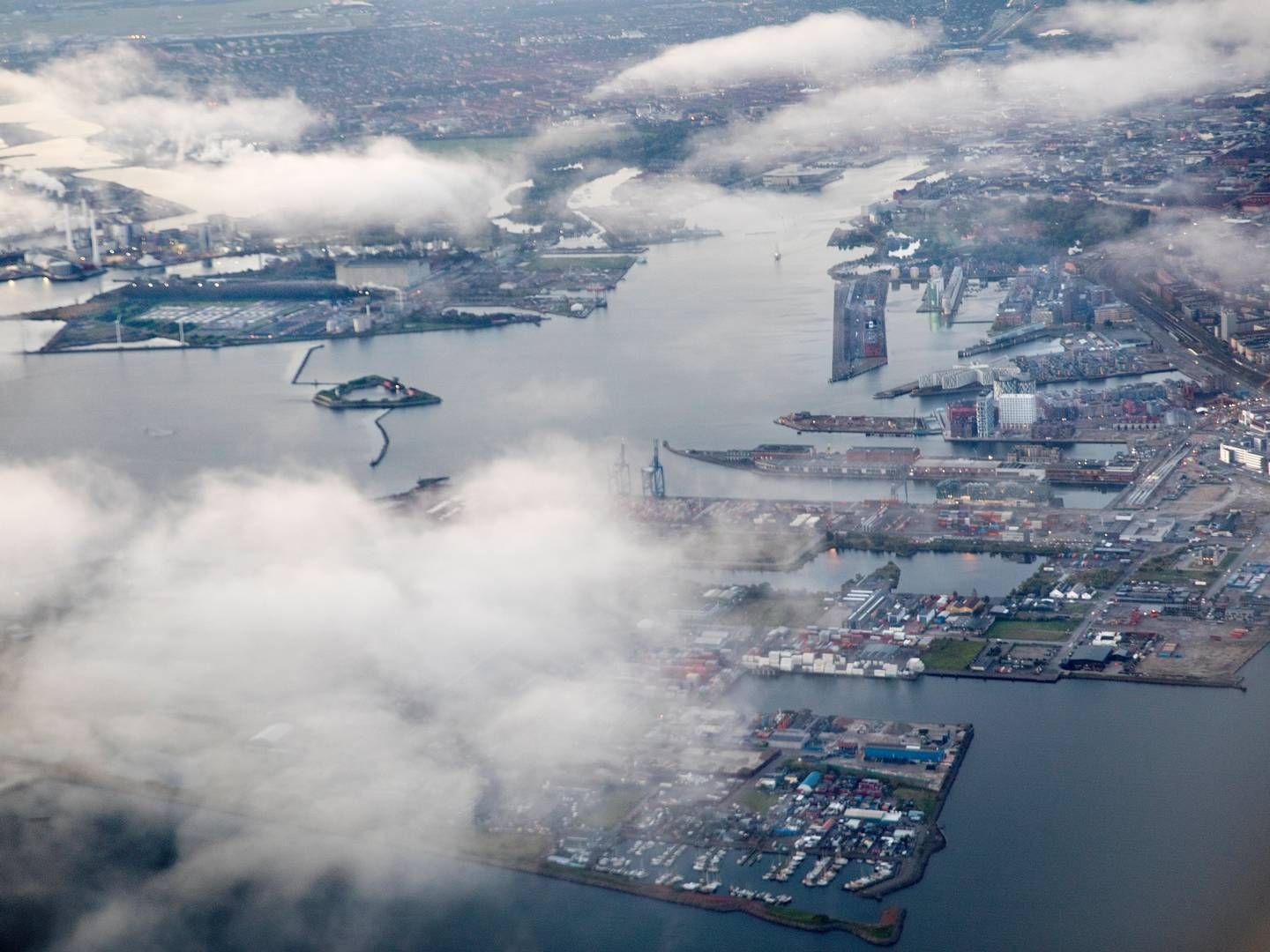 De 14 industri- og lagerejendomme er placeret i den sydvestlige og nordvestlige del af Storkøbenhavn. Her København set fra luften. | Foto: Finn Frandsen