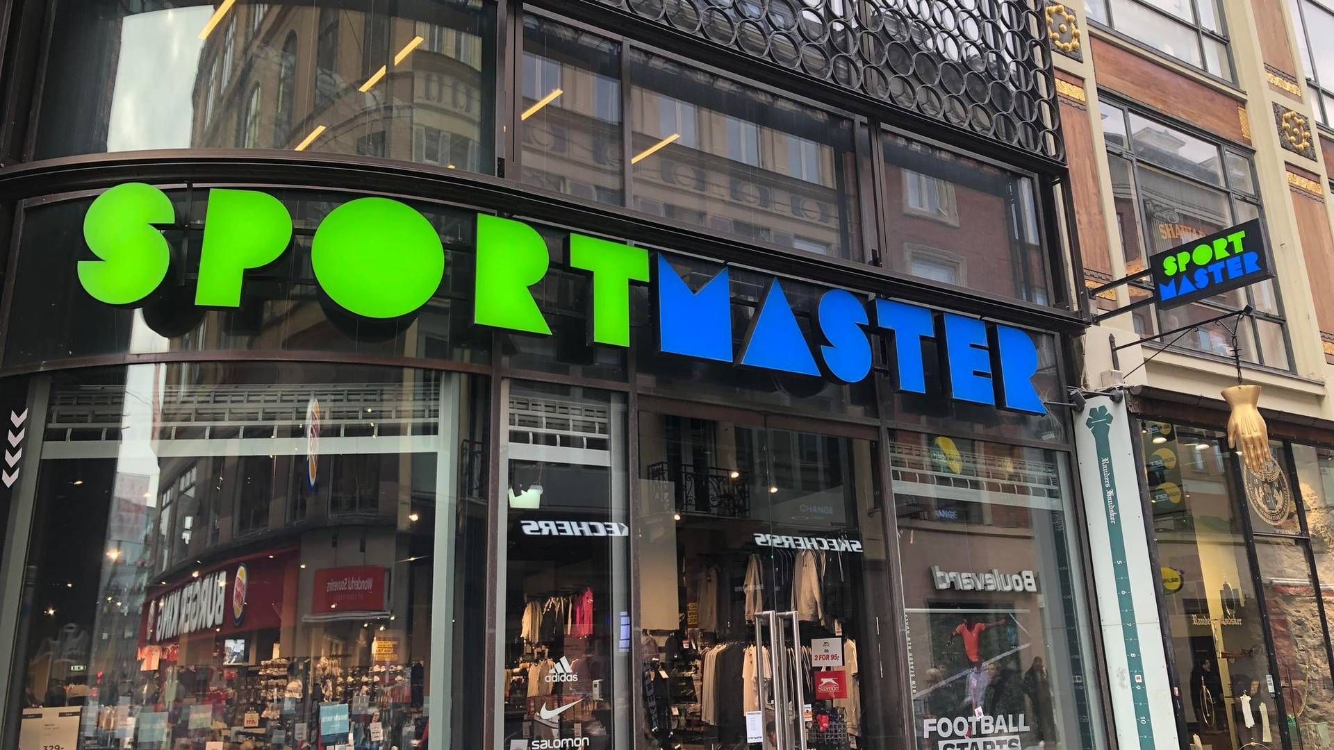 Sportmasters butik nær Rådhuspladsen i København er blandt de fire butikker, der er i gang med at lukke. Derudover er en butik i Veri Centret i Aarhus allerede lukket. | Foto: Alexander Thorup/detailwatch