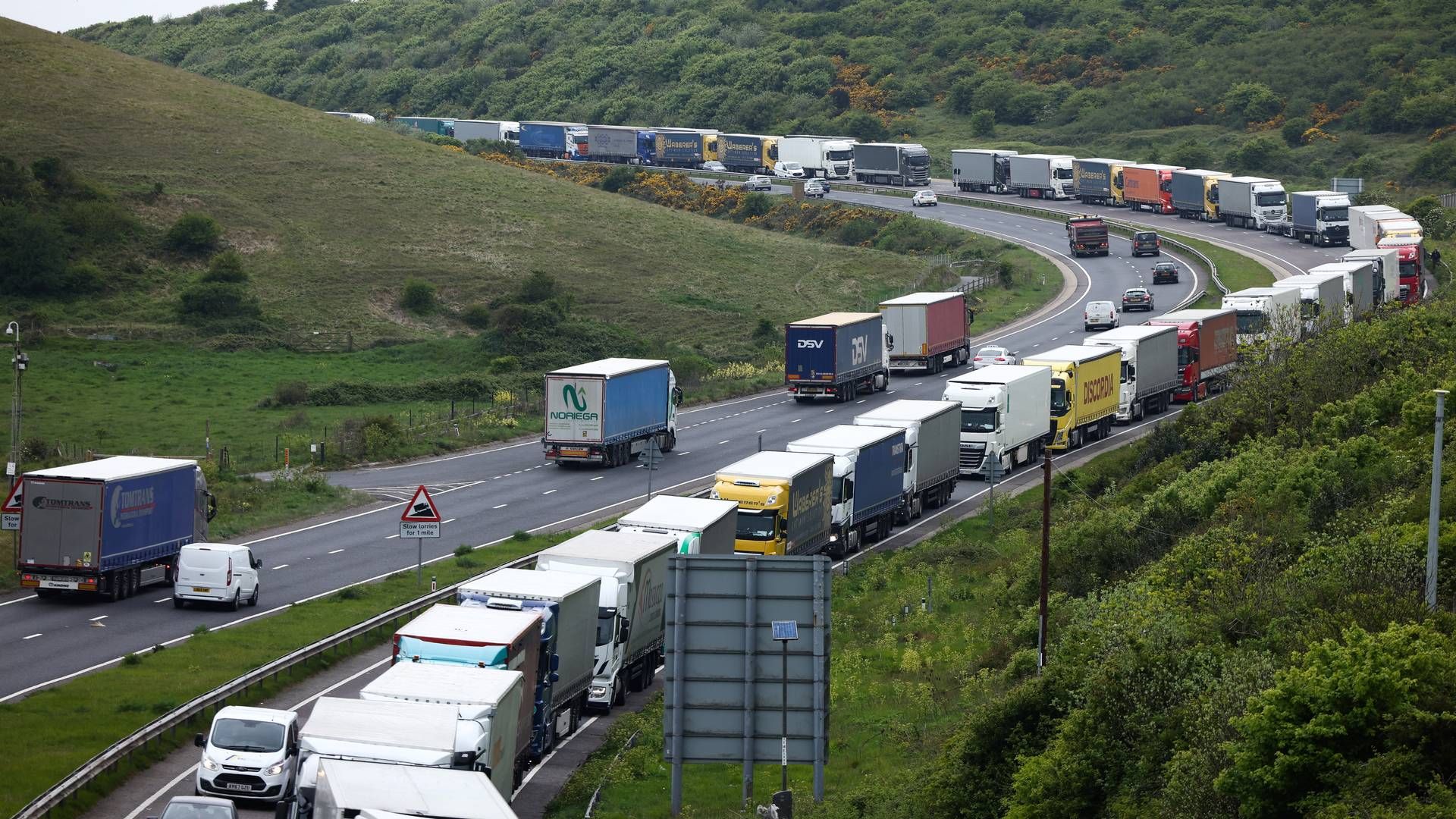 Parlamentet vil øge den generelle vægtgrænse for lastbiler til 44 ton. | Foto: Henry Nicholls/Reuters/Ritzau Scanpix