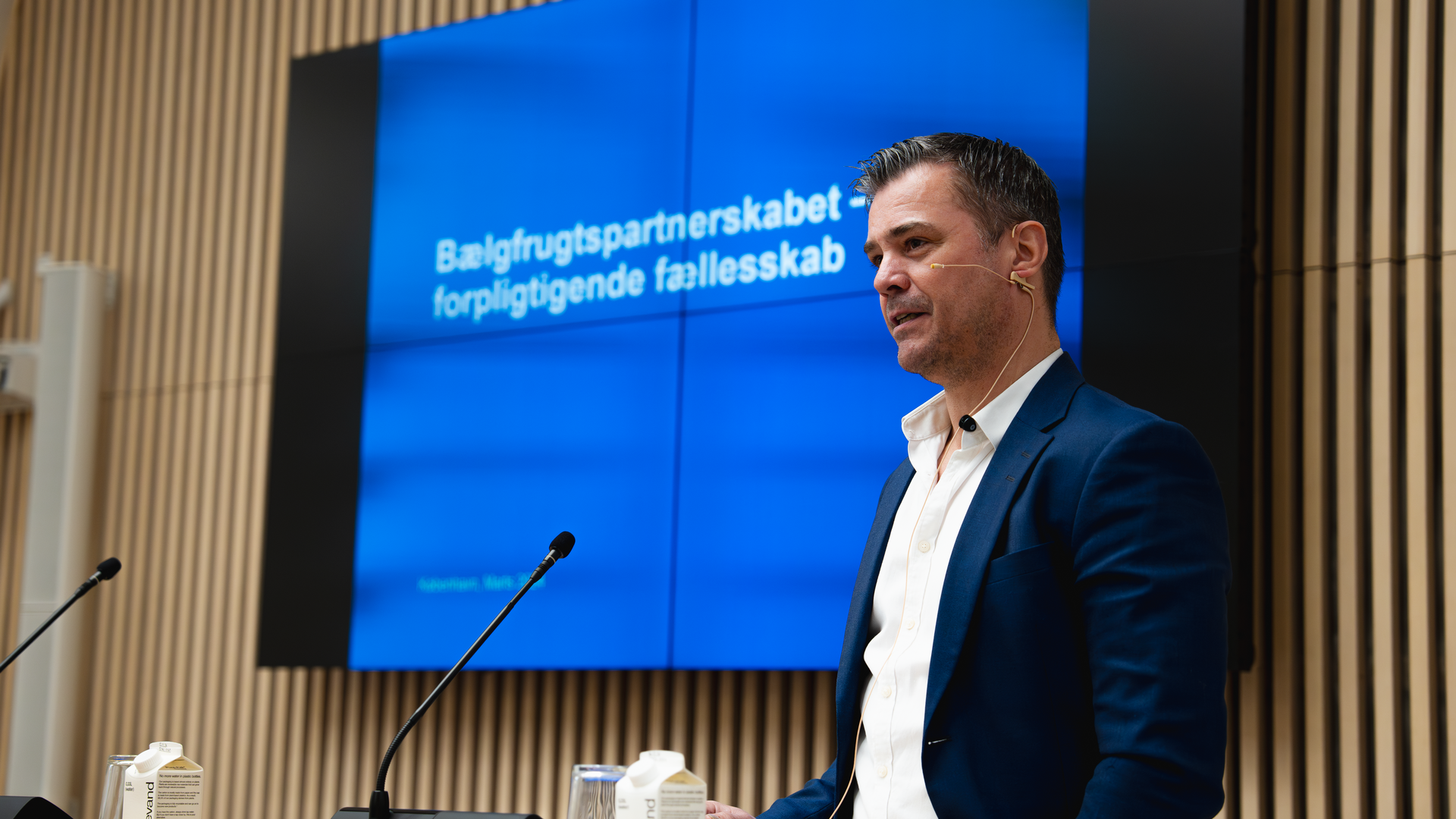 CSR-chef hos Lidl, Claus Krogh, er en del af styregruppen i Bælgfrugtpartnerskabet, som skal få danskerne til at spise flere bælgfrugter. Foto: Mathias Nyborg Andreassen.