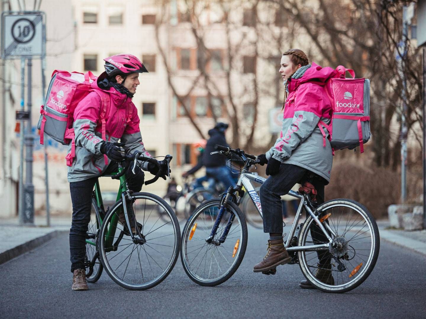 De lyserøde cykelbude får selskab af droner i Sverige | Foto: Pr / Foodora