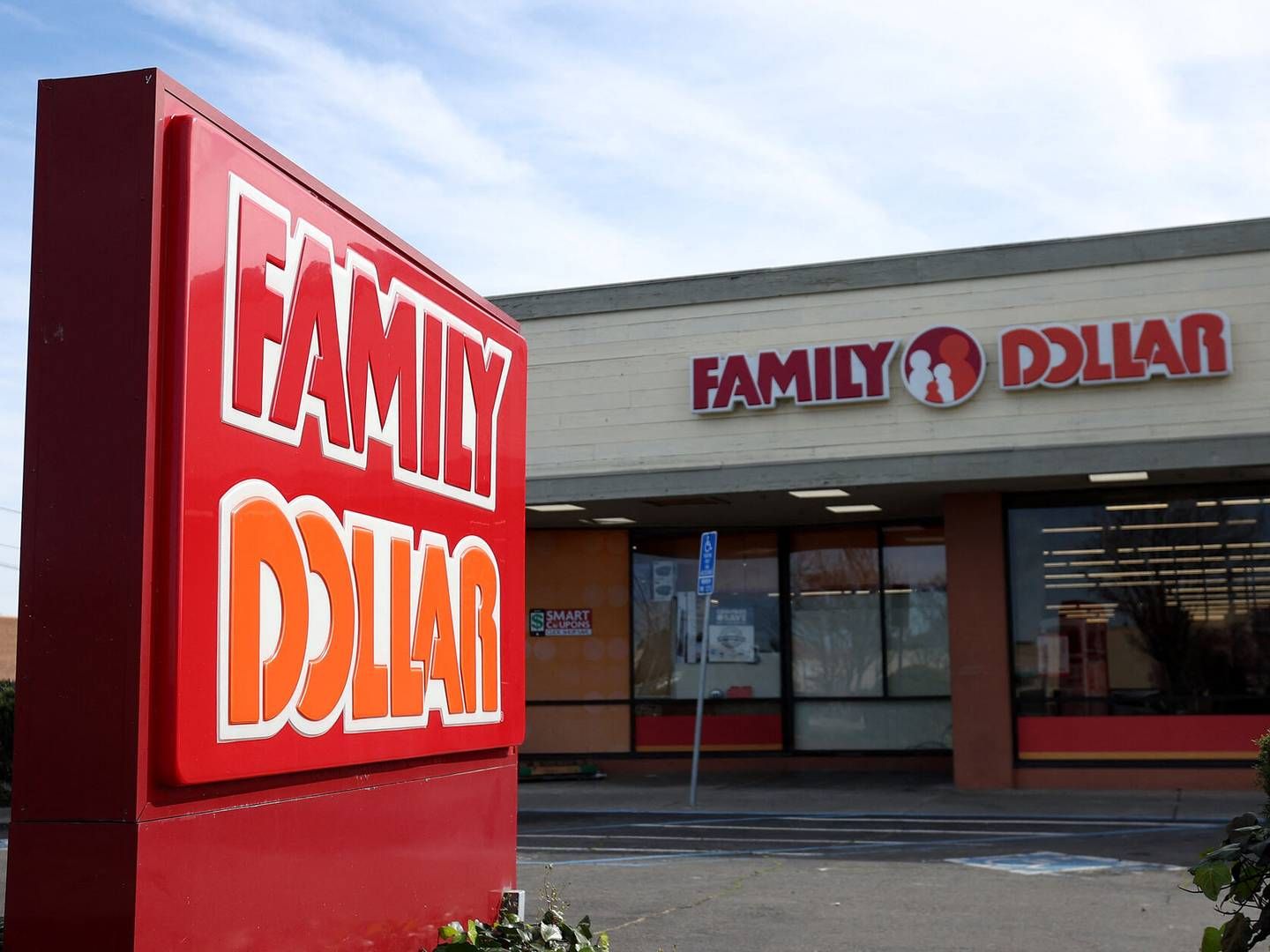 Family Dollar har i dag 8000 butikker i USA, hvoraf kæden vil lukke 600 allerede i år. | Foto: Justin Sullivan/AFP/Ritzau Scanpix