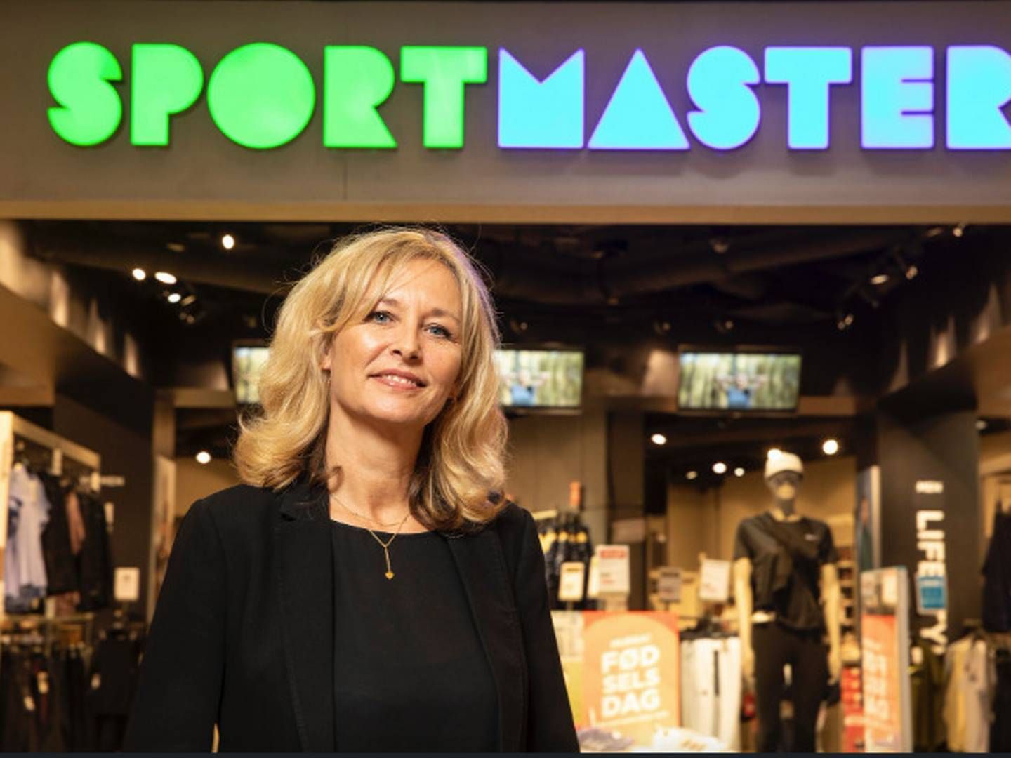 Dorthe Bloch blev for godt et år siden indsat som landechef for Sportmaster-kæden og bliver den britiske ejer Frasers Groups danske ansigt udadtil i den nye offensiv. | Foto: Sportmaster/pr