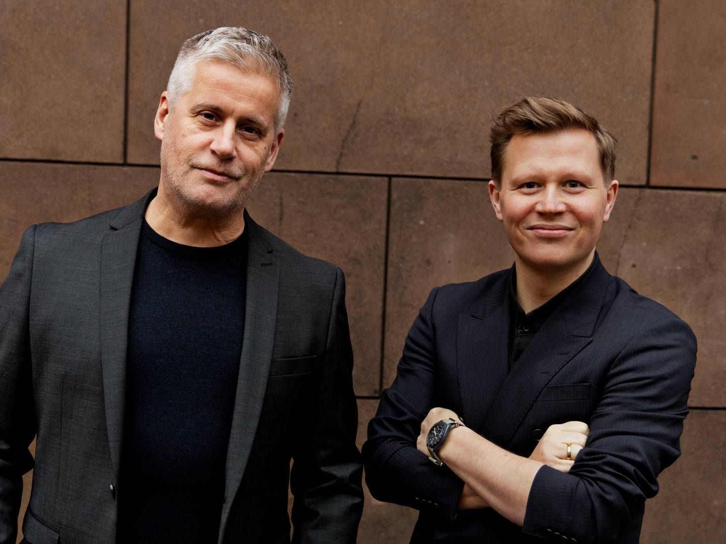 Michael Teschl (tv.) og ledende partner i Bright Lars Mejer (th.) kommer fremover til at arbejde sammen. | Foto: PR