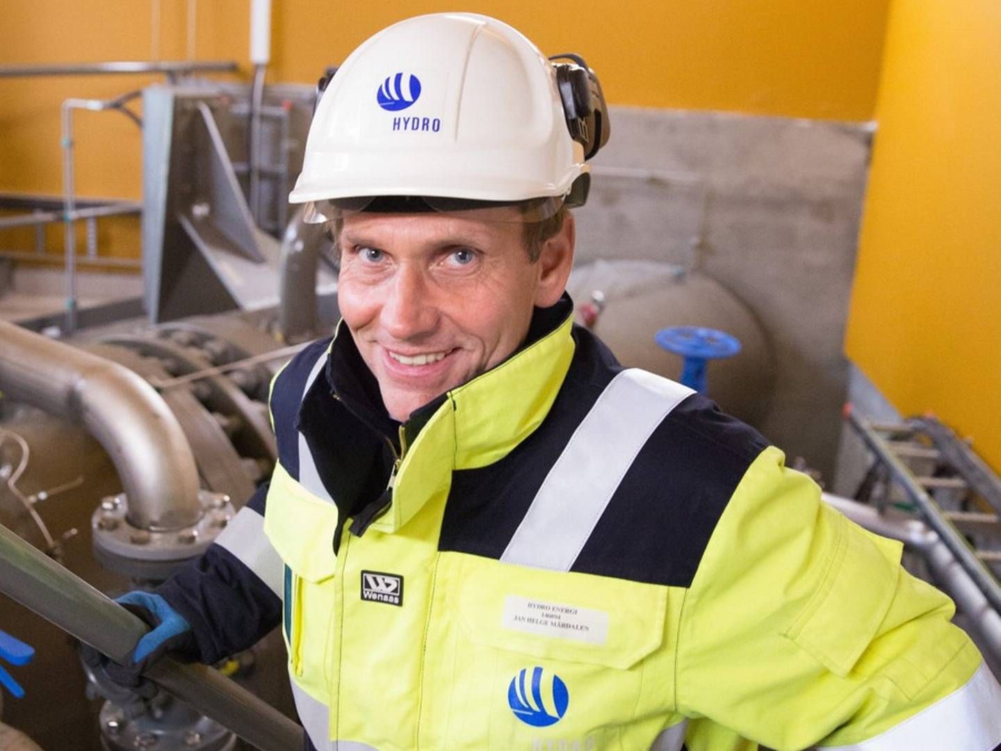 DEAL: Jan Helge Mårdalen leder kraftproduksjon i Hydro. Han er også daglig leder i Hydro Energi. | Foto: Norsk Hydro