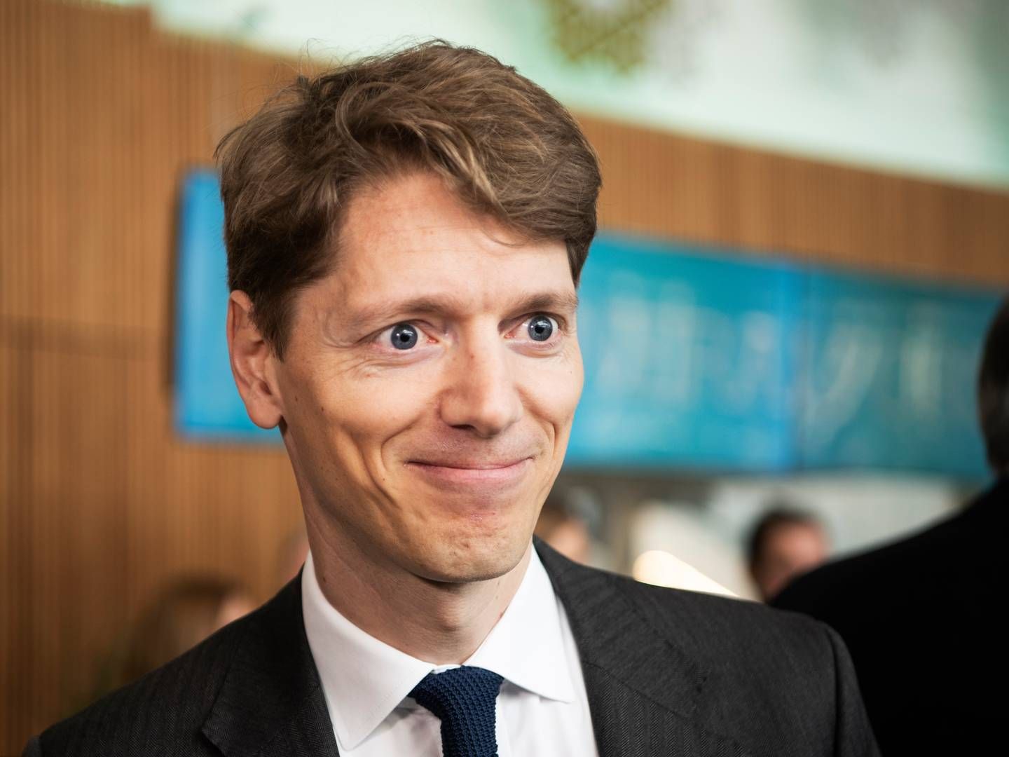 ”A.P. Møller Gruppen havde en tilfredsstillende udvikling i 2023 trods modvind i verdenshandlen,” siger Robert Mærsk Uggla, topchef i A. P. Møller Holding, hovedaktionær i Mærsk-koncernen. | Foto: Gregers Tycho