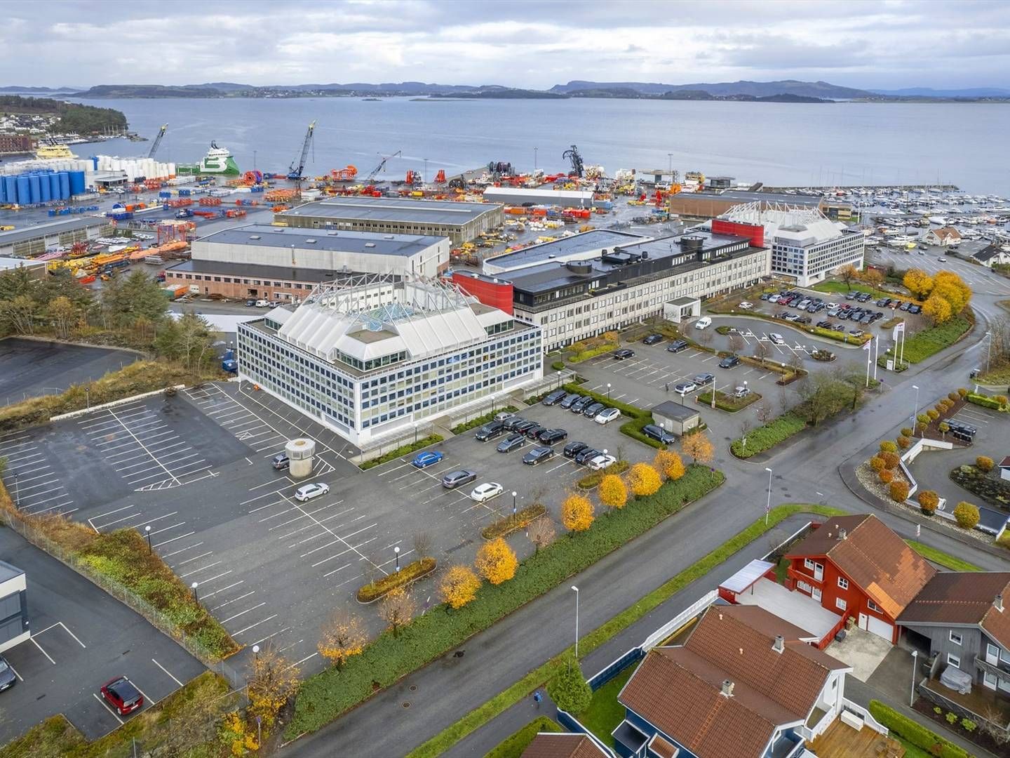 SOLGT: W. P. Carey eide Finnestadveien 44 i 10 år. Nå overtar en lokal aktør eiendommen. | Foto: Eiendomsmegler 1 Næringseiendom Stavanger