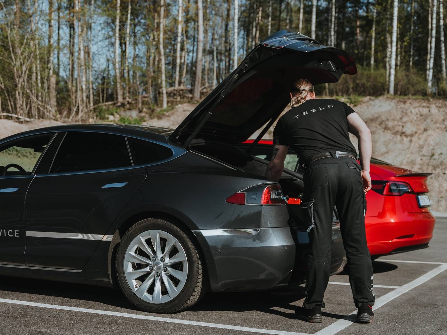 Tesla har i dag 25 teknikere i Danmark, der kører rundt og laver mobil service. | Foto: PR/Tesla