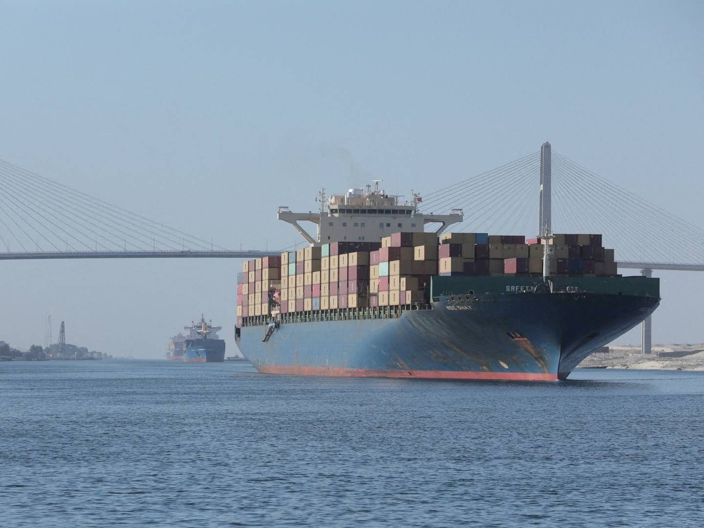 Arkivfoto. I begyndelsen af ugen blev kun et enkelt containerrederis aktie handlet til en højere pris end før 7. oktober, nemlig Evergreen Marine. | Foto: Suez Canal Authority/Reuters/Ritzau Scanpix