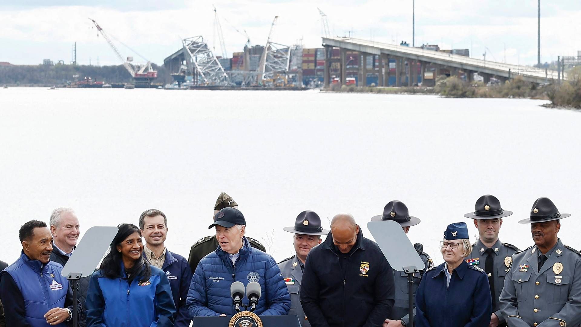 Joe Biden besøgte fredag Baltimore for at besigtige skaderne og tale med lokale embedsmænd. | Foto: Anna Moneymaker/AFP/Ritzau Scanpix