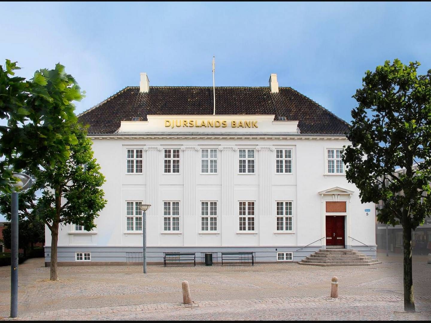 Djurslands Bank har hovedsæde i Grenaa. | Foto: Djurslands Bank/PR