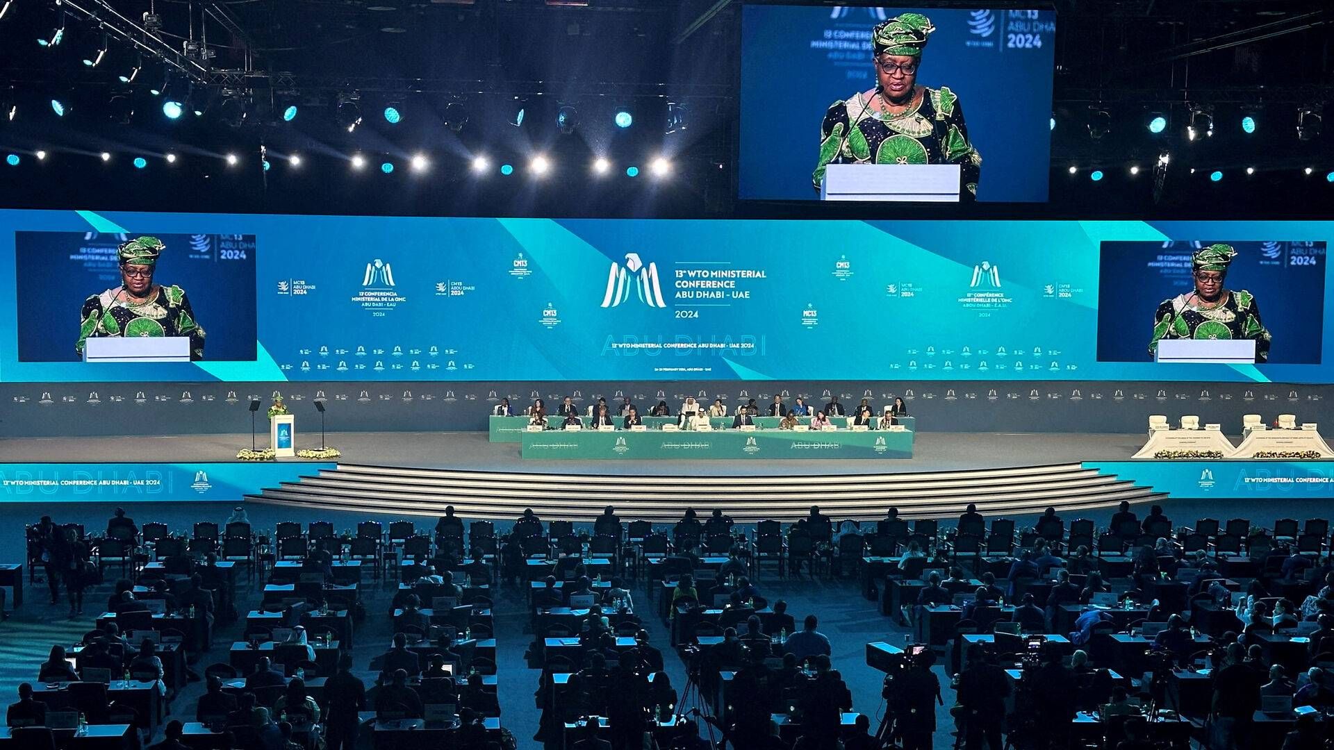”Vi gør fremskridt i retning af en bedring i den globale handel,” siger WTO-generaldirektør Ngozi Okonjo-Iweala. På billedet ses hun tale til et WTO-møde i Abu Dhabi i februar. | Foto: Abdel Hadi Ramahi/Reuters/Ritzau Scanpix
