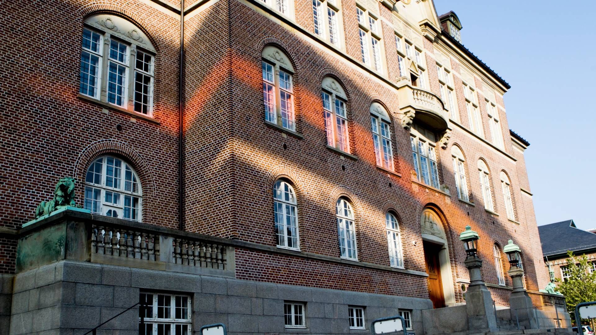 Det er langt fra første gang, at der rettes kritik af lange sagsbehandlingstider hos Retten i Aarhus. | Foto: Gregers Tycho