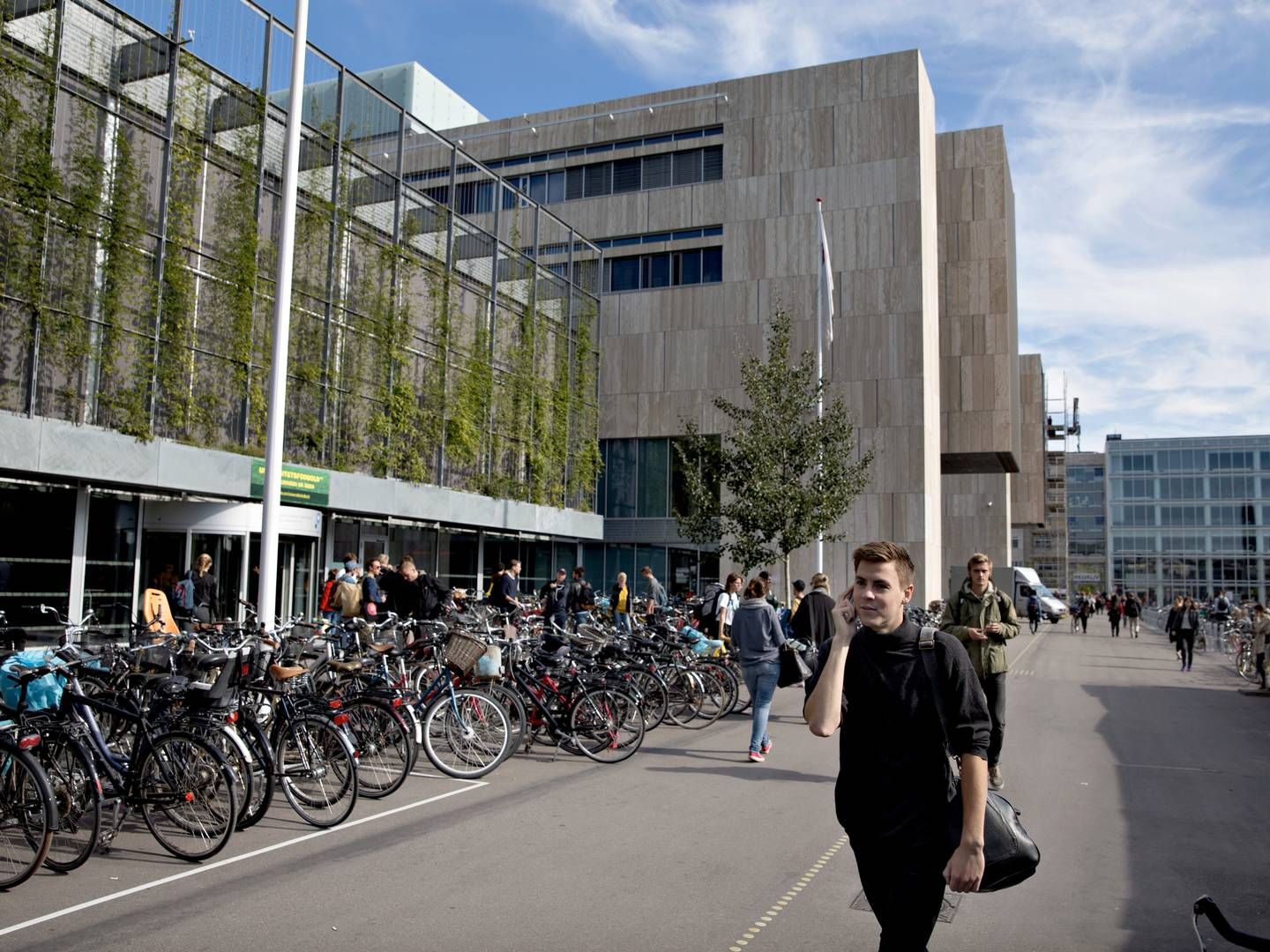 Københavns Universitet (på billedet) skal der skæres 11,7 pct., svarende til 789 studiepladser. | Foto: Jacob Ehrbahn