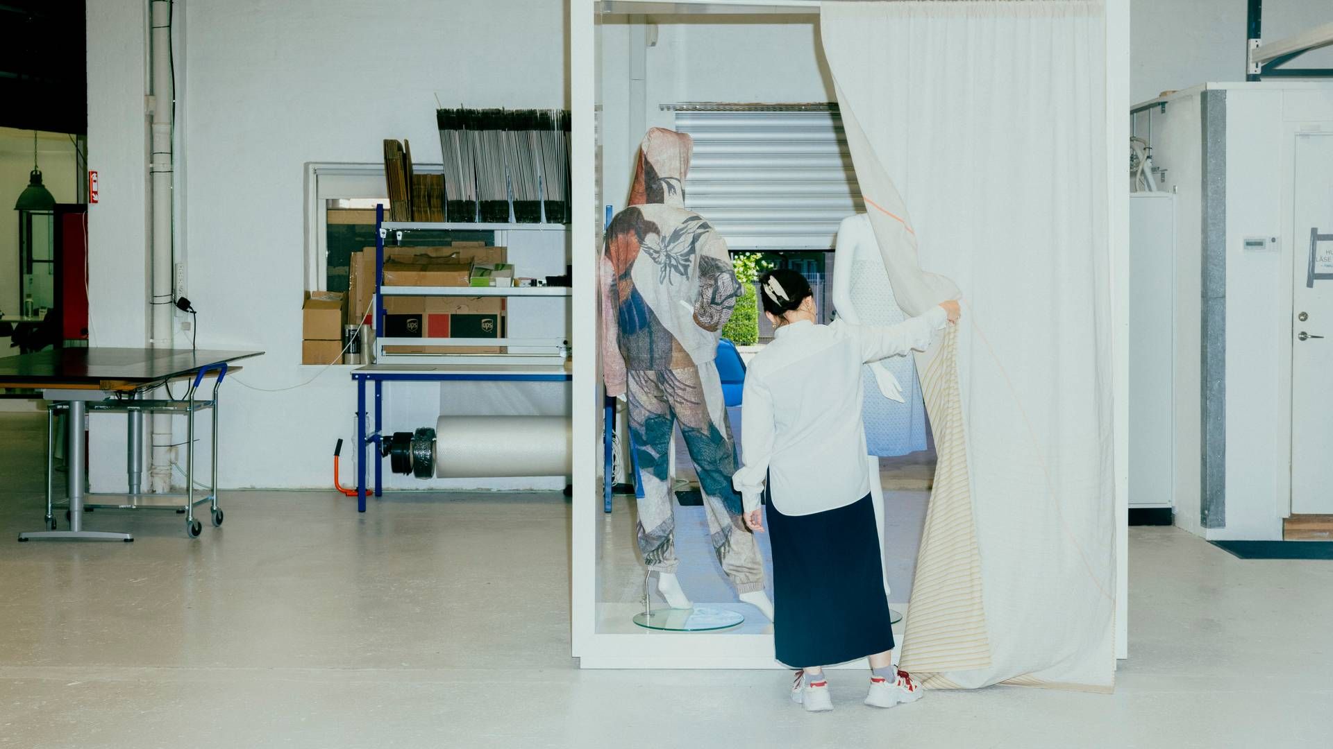 Trine Young står bag Rodinia Generation, hvis første såkaldte mikrofabrik i København har været oppe at køre siden 2021. | Foto: Katrine Hørup Noer