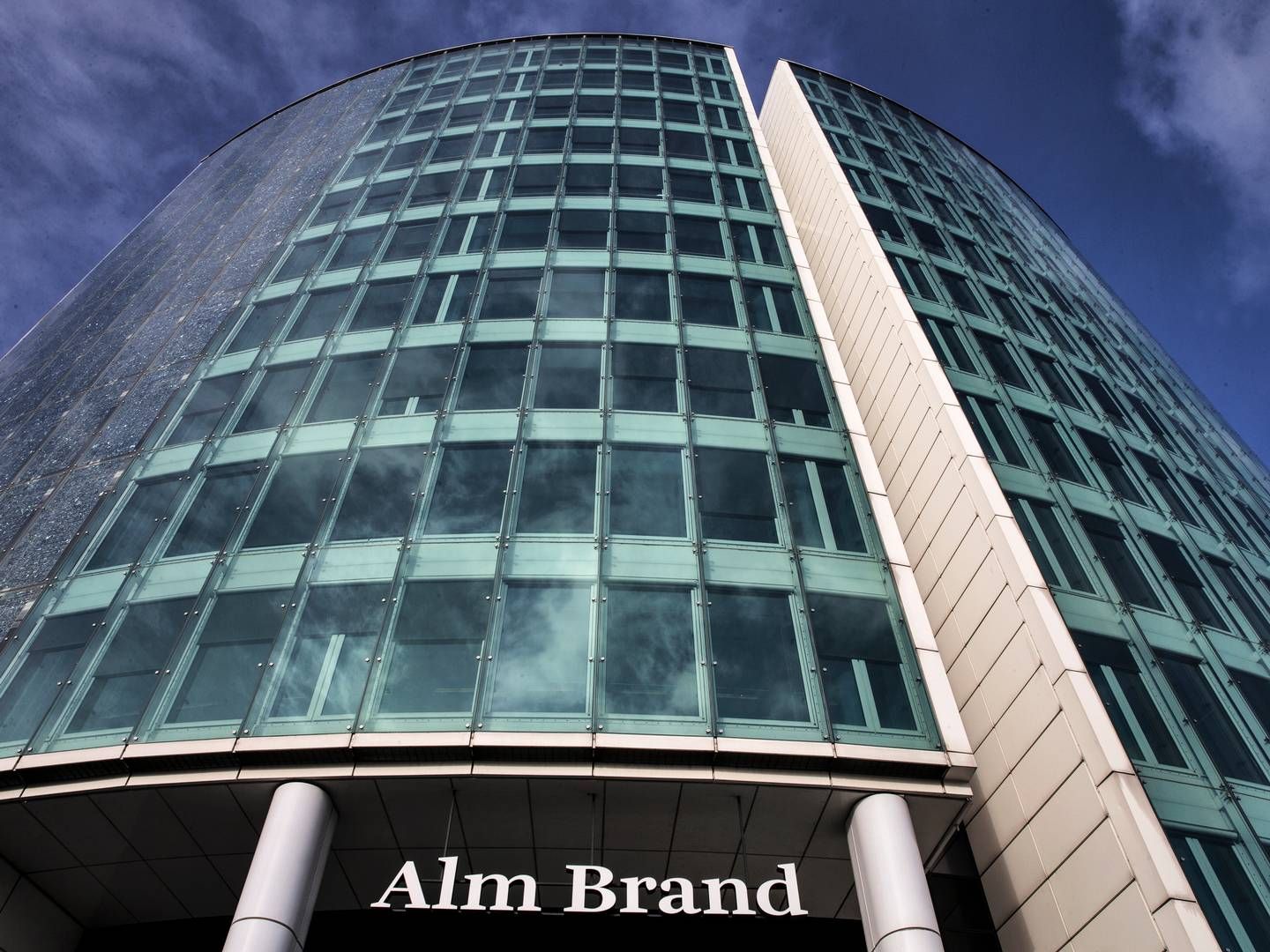Alm. Brand Group har hovedkontor på Midtermolen i København. | Foto: Niels Hougaard