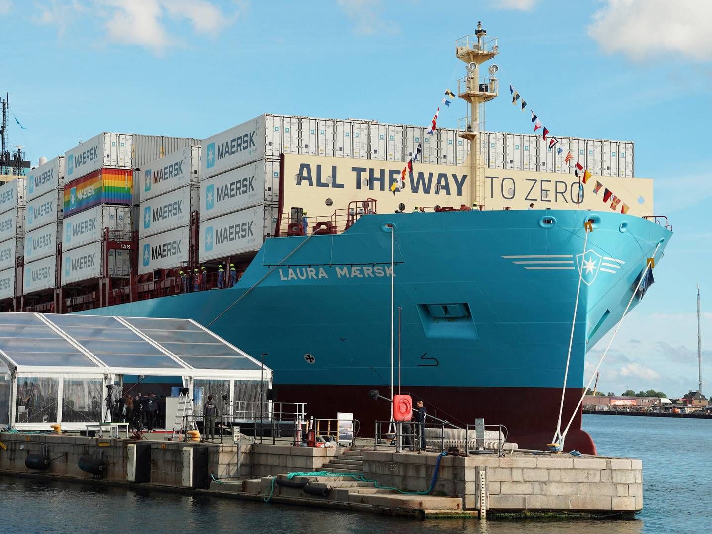 Mærsk søsatte i 2023 Laura Mærsk, der blev det først containerskib i verden til at kunne drevet af metanol. Containerskibet er bare det første af foreløbig 26 bestilte Mærsk-skibe, der kan sejle på metanol. | Photo: Tom Little/Reuters/Ritzau Scanpix