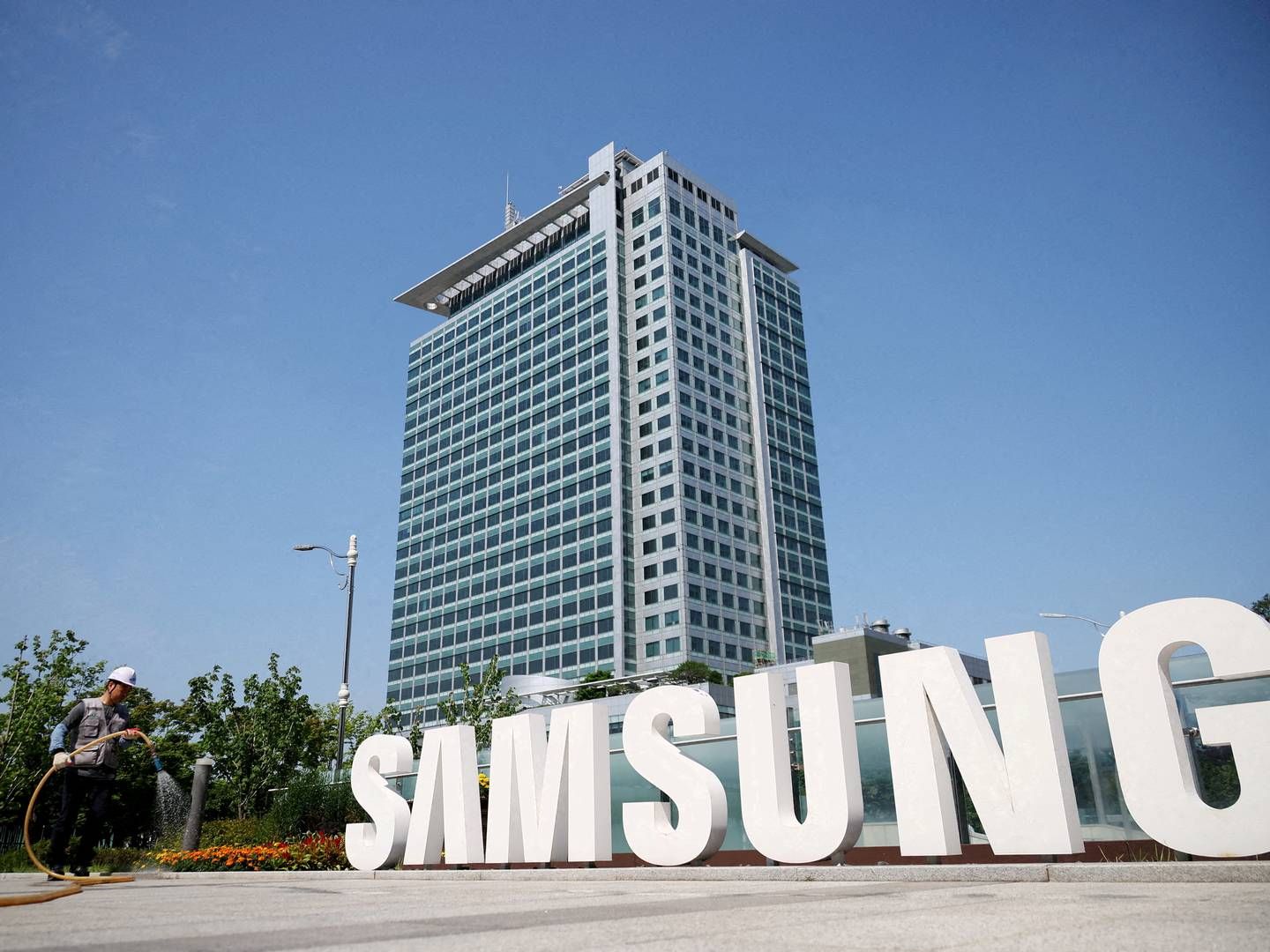 Samsung nyder godt af den store efterspørgsel efter mikrochips, som blandt andet bruges til at understøtte kunstig intelligens. | Foto: Kim Hong-Ji/Reuters/Ritzau Scanpix