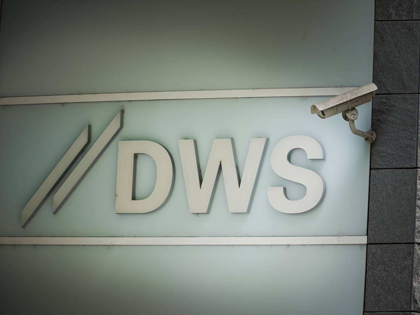 DWS-Firmenschild in Frankfurt | Foto: picture alliance / Schoening | Schoening