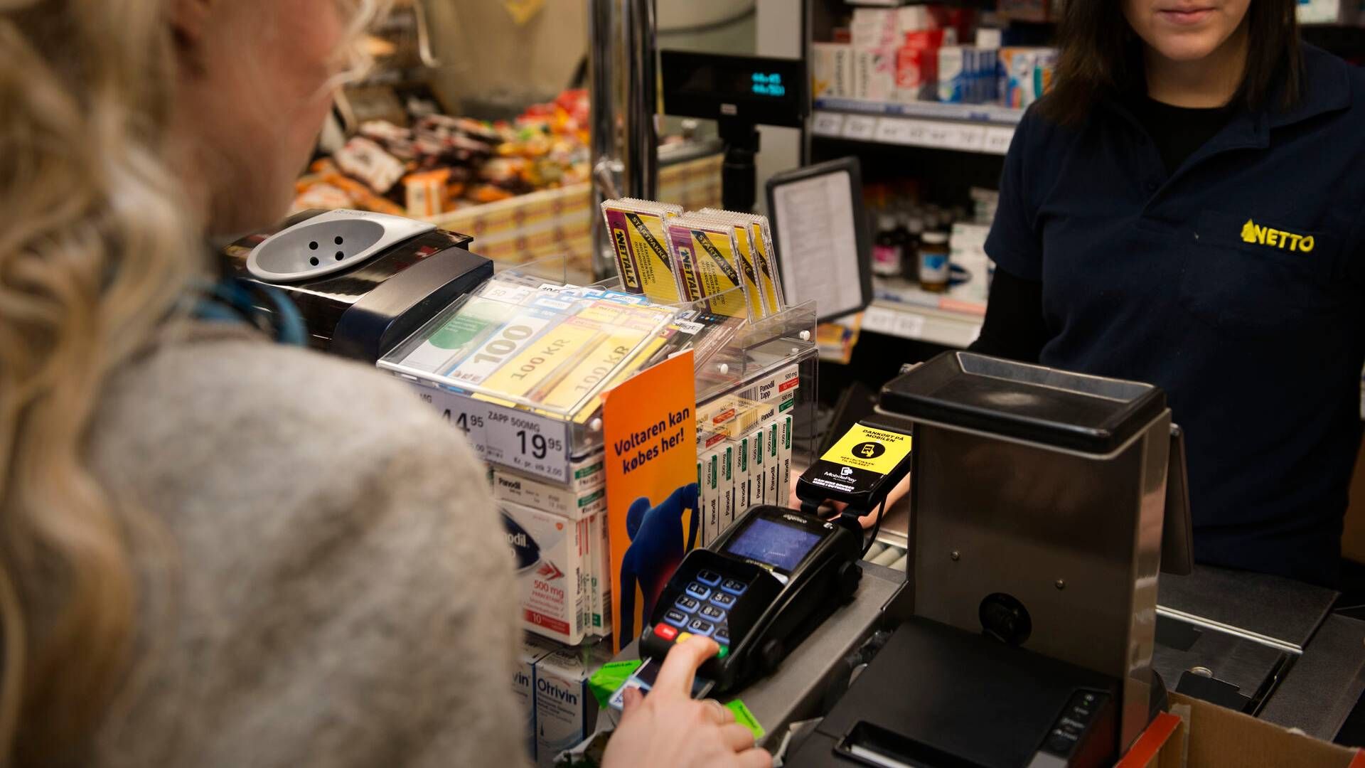 Betalinger med kort er langt mere almindeligt i dag. | Foto: Kenneth Lysbjerg Koustrup/Jyllands-Posten/Ritzau Scanpix