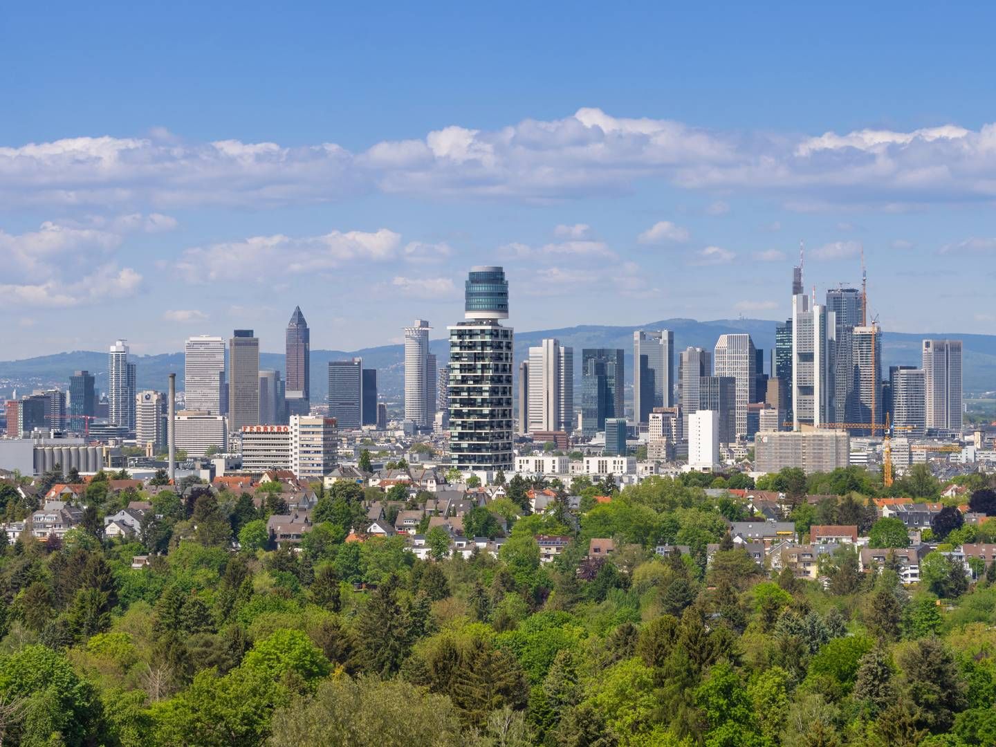 Frankfurter Skyline, vom Goetheturm aus gesehen | Foto: picture alliance / greatif | Florian Gaul