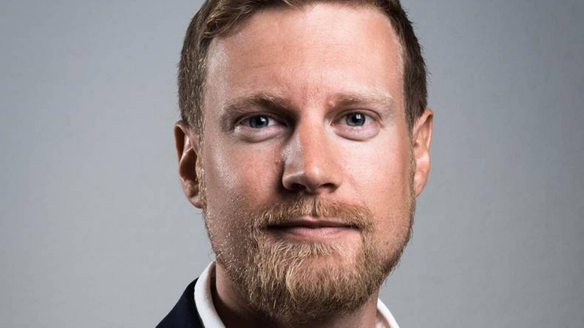 BEDRE TIDER: Økonomisjef Christopher Knutsen i Strømmen Sparebank sier de merket at markedet har bedret seg. | Foto: Strømmen Sparebank