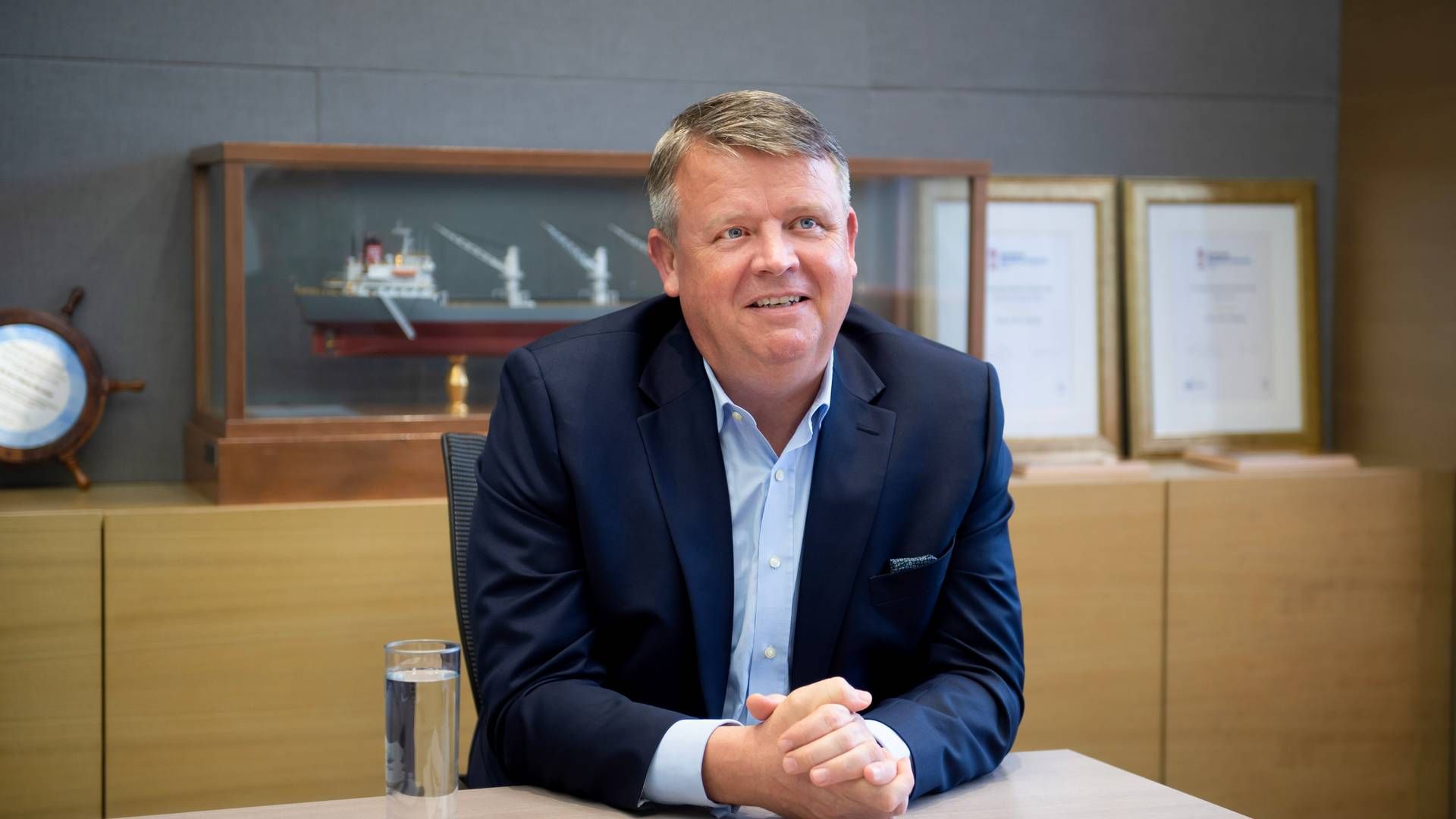 "Jeg plejer at sige til vores investorer, at det kan være en kæmpe mulighed og en game changer, hvis vi gør det rigtigt," siger Pacific Basins topchef, Martin Fruergaard, om at investere i grøn tonnage. | Foto: Ali Ghorbani