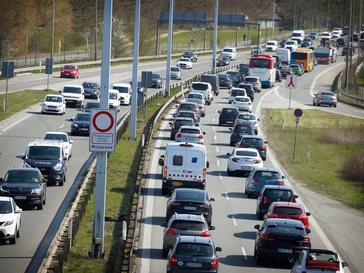 2024 kan ende med et samlet bilsalg på 165.650 nye solgte personbiler, hvis DI Bilbranchens beregninger holder stik. | Foto: Jens Dresling/Ritzau Scanpix