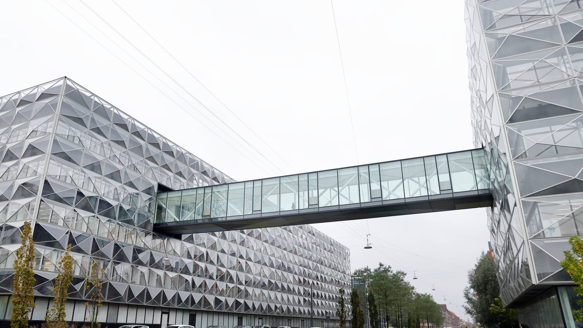 Niels Bohr-bygningen på Jagtvej huser de fysiske, kemiske og naturfagsdidaktiske fag på Københavns Universitet . | Foto: Jens Dresling