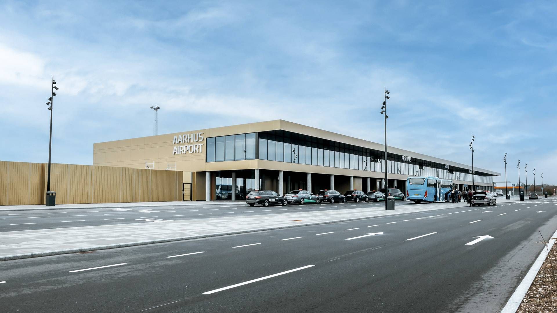 Aarhus Airport har brugt over 200 mio. kr. på om- og tilbygninger. Kassen ventes at løbe tør senere i år. | Foto: PR / Aarhus Lufthavn