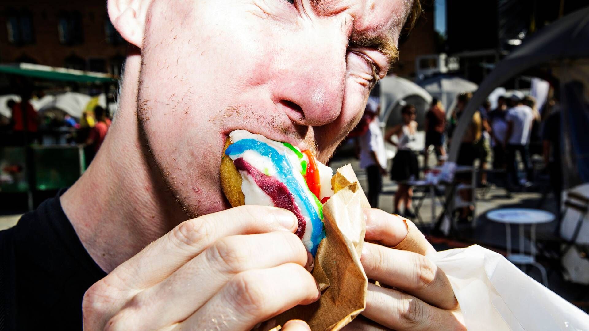7-Eleven, her med regnbuefarvede doughnuts fra en tidligere Pride-fejring, forbliver sponsor i år. | Foto: Anders Rye Skjoldjensen/Politiken/Ritzau Scanpix