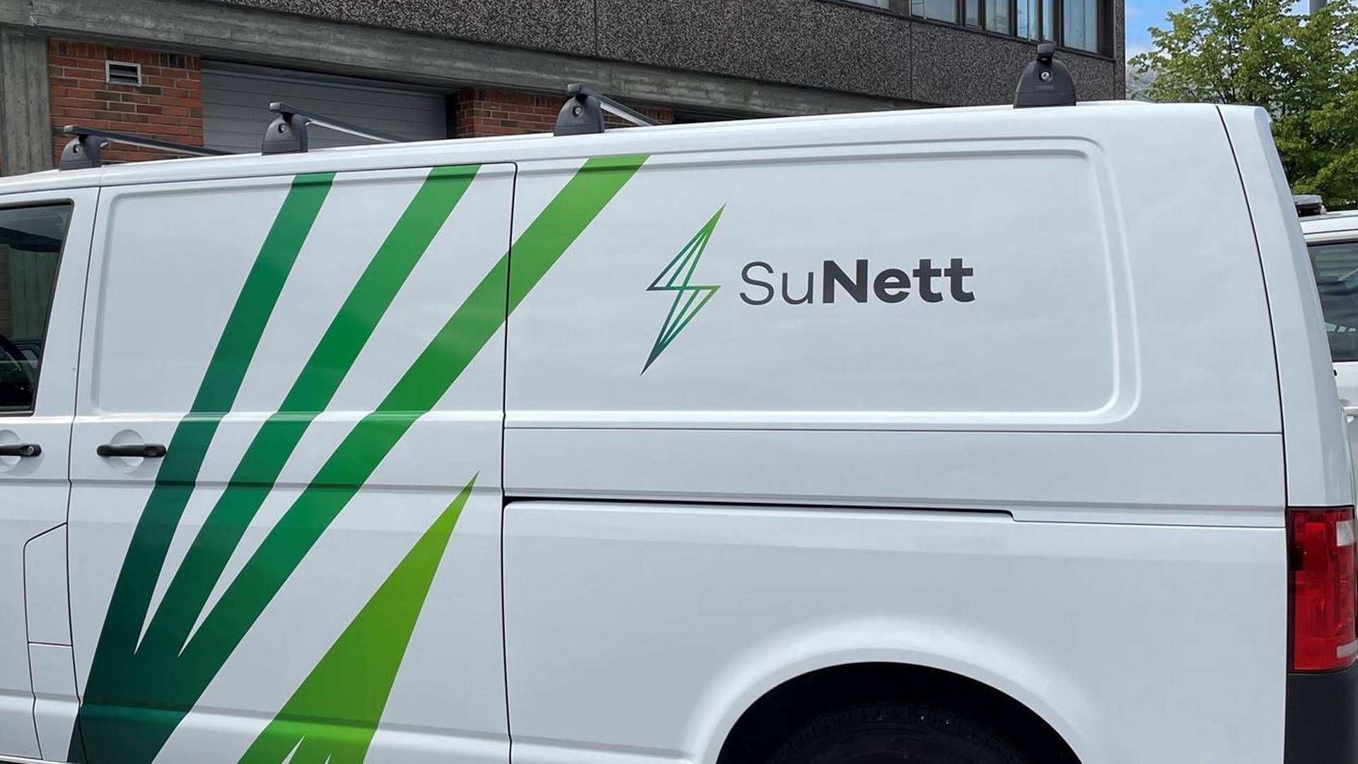 SuNett må bytte navn, fordi navnet er for likt navnet på konsernet, Sunndal Energi. De har nå en navnekonkkuranse på gang. | Foto: SuNett