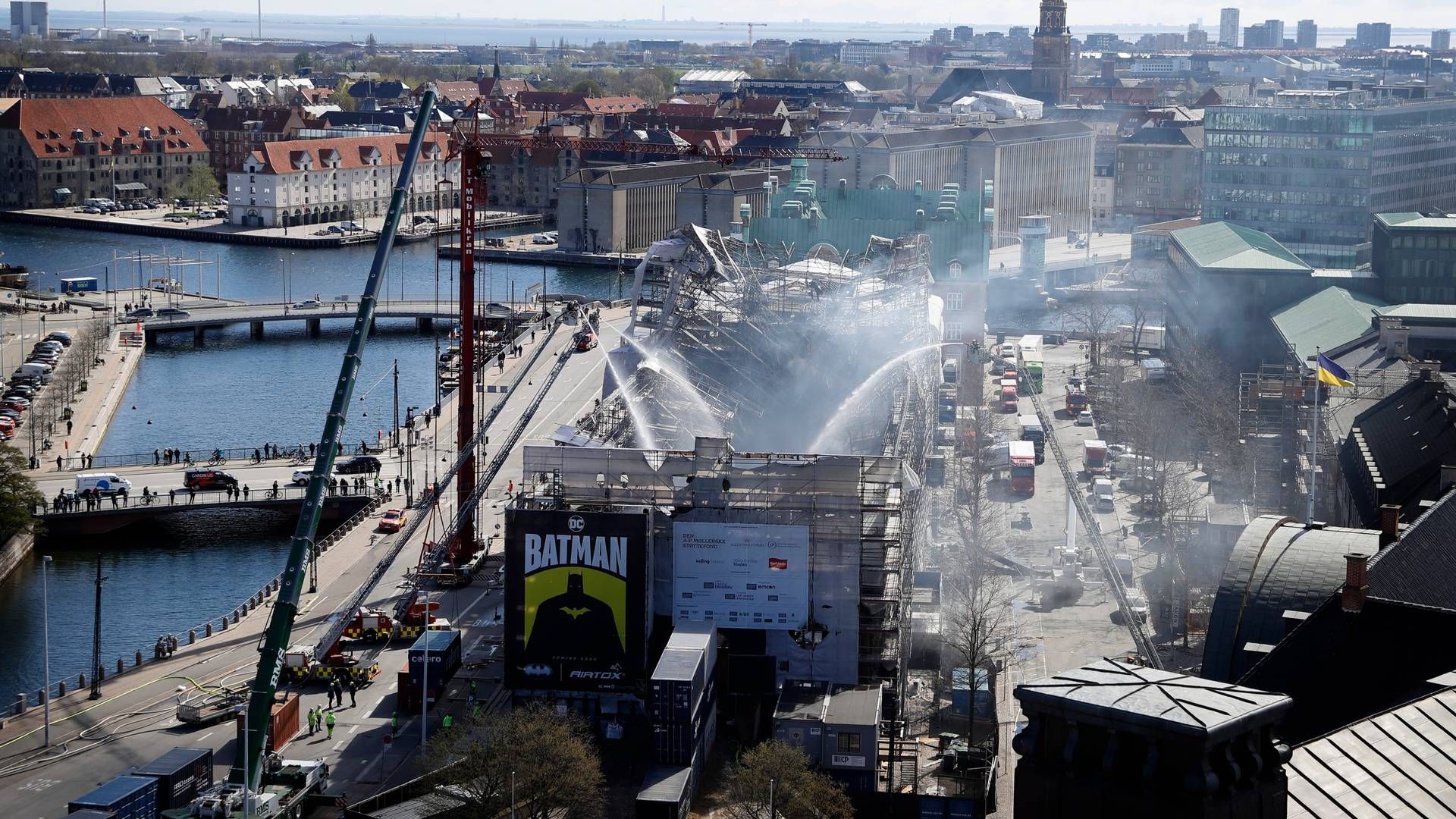 Det var 16. april, at en brand ødelagde store dele af Børsen i København. Bygningen er ejet af Dansk Erhverv. | Foto: Jens Dresling/Ritzau Scanpix