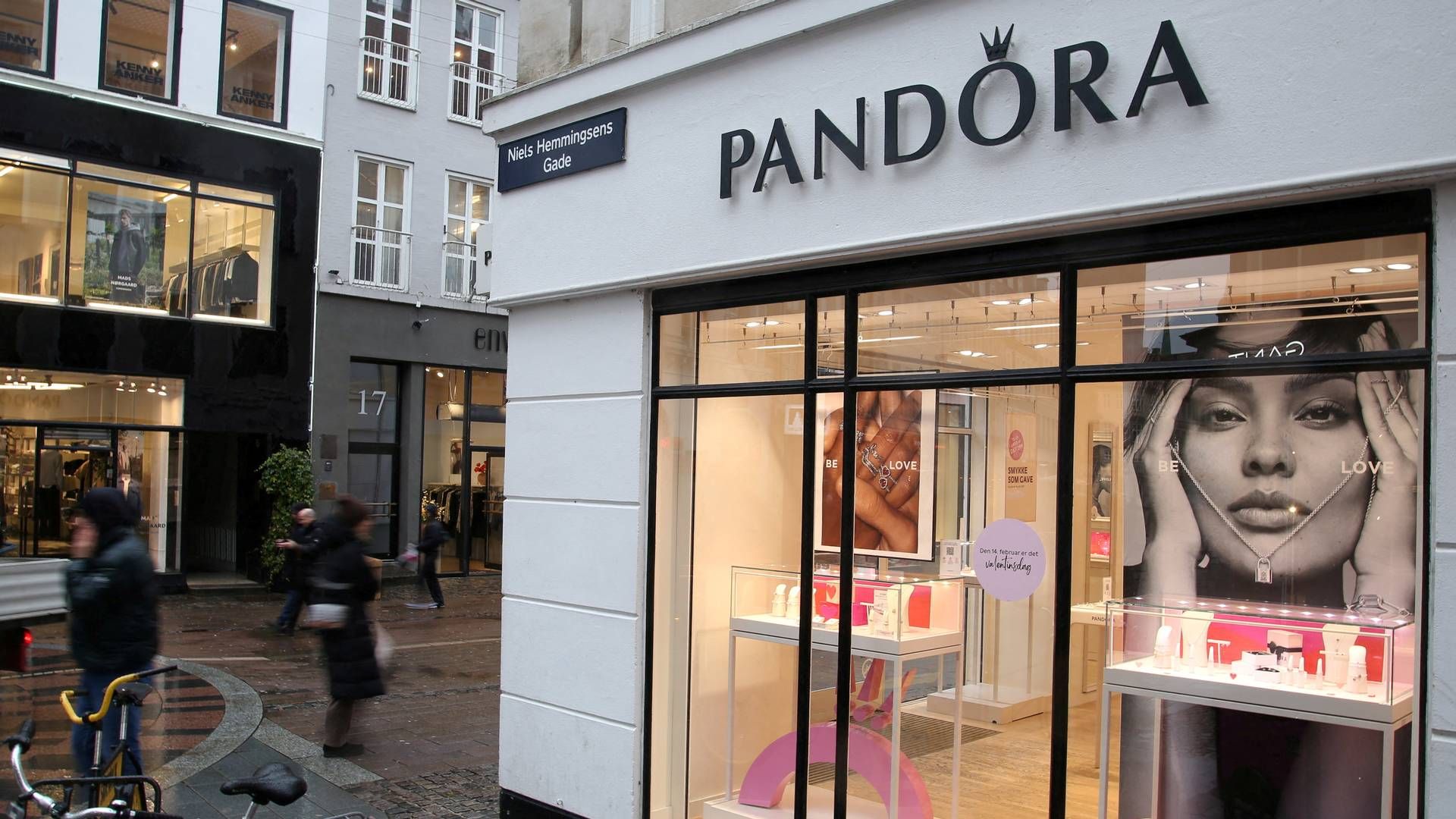 Anders Boyer, finansdirektør i Pandora, anerkender risikoen for at blive beskyldt for genderwashing, når strafrenten, taget Pandoras indtjening i betragtning, ikke er højere. | Foto: Tom Little/Reuters/Ritzau Scanpix