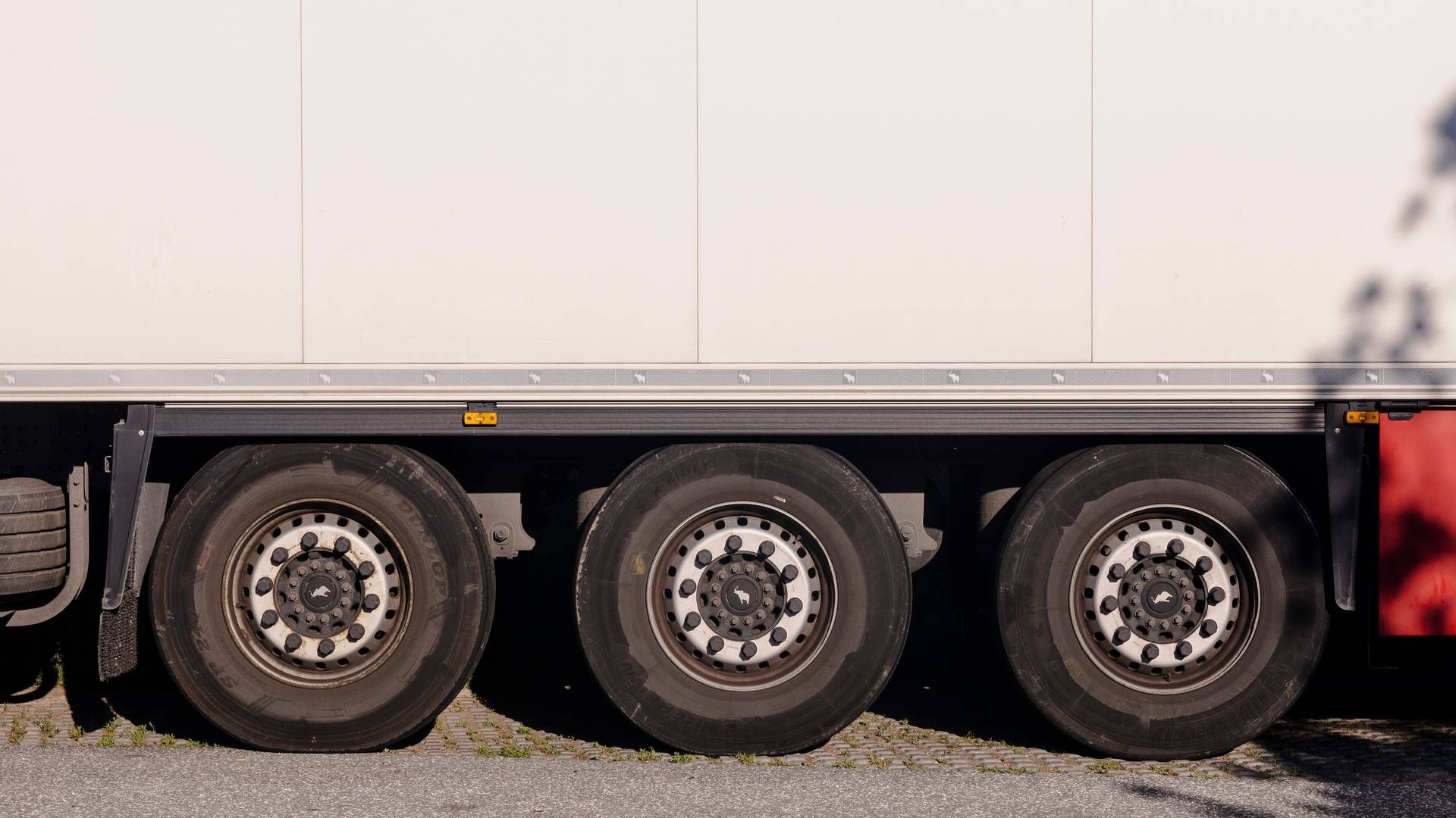 Poul Schou A/S overtager med købet syv lastbiler og syv ansatte - prisen oplyses ikke. | Foto: Anders Holst Pedersen