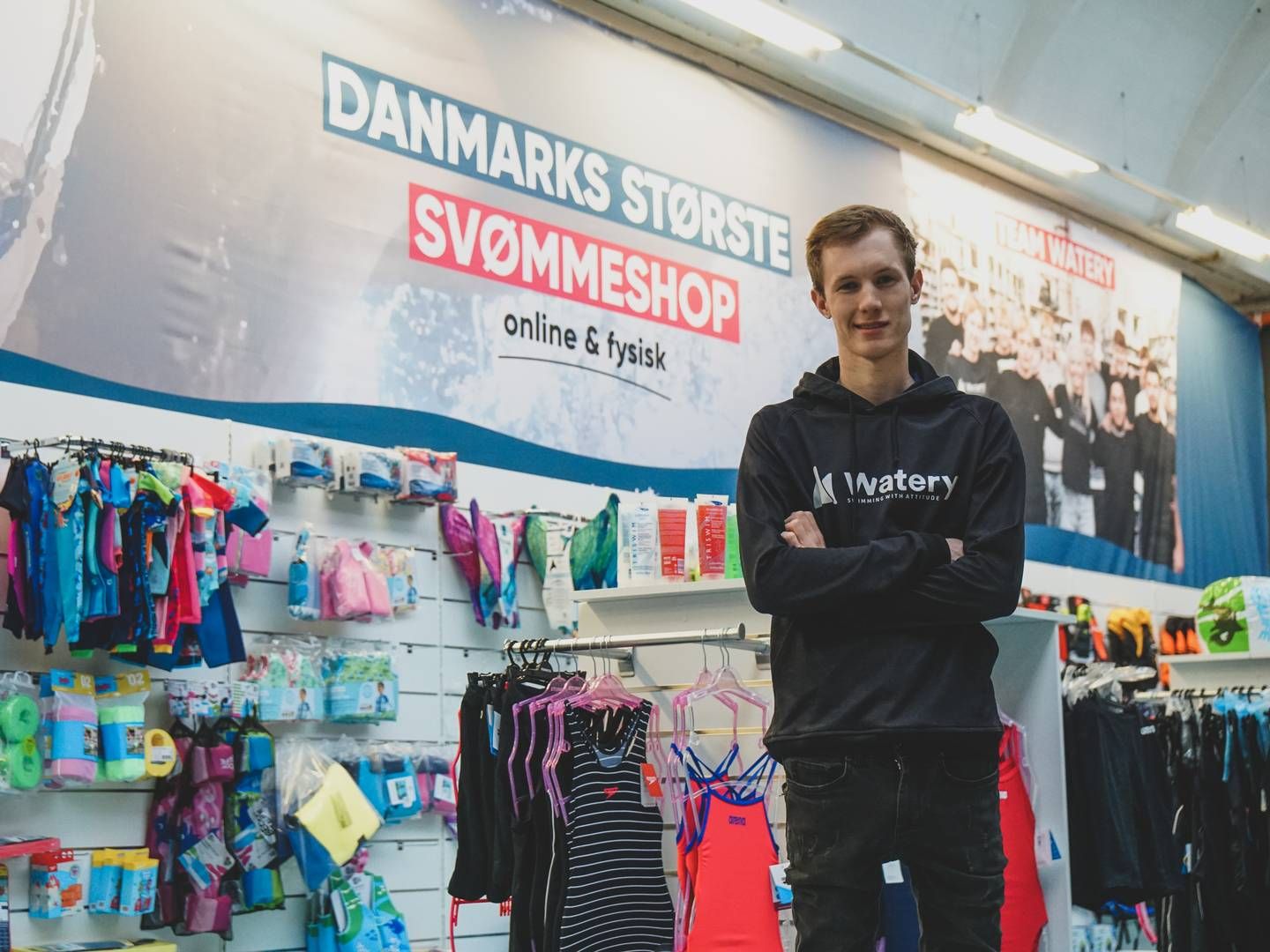 Daniel Johannesen stiftede Watery i 2016, da han var 17 år gammel, i sin fars kælder. Han savnede som elitesvømmer et sted, hvor han kunne købe de bedste produkter til seriøse svømmere. | Foto: Watery/pr