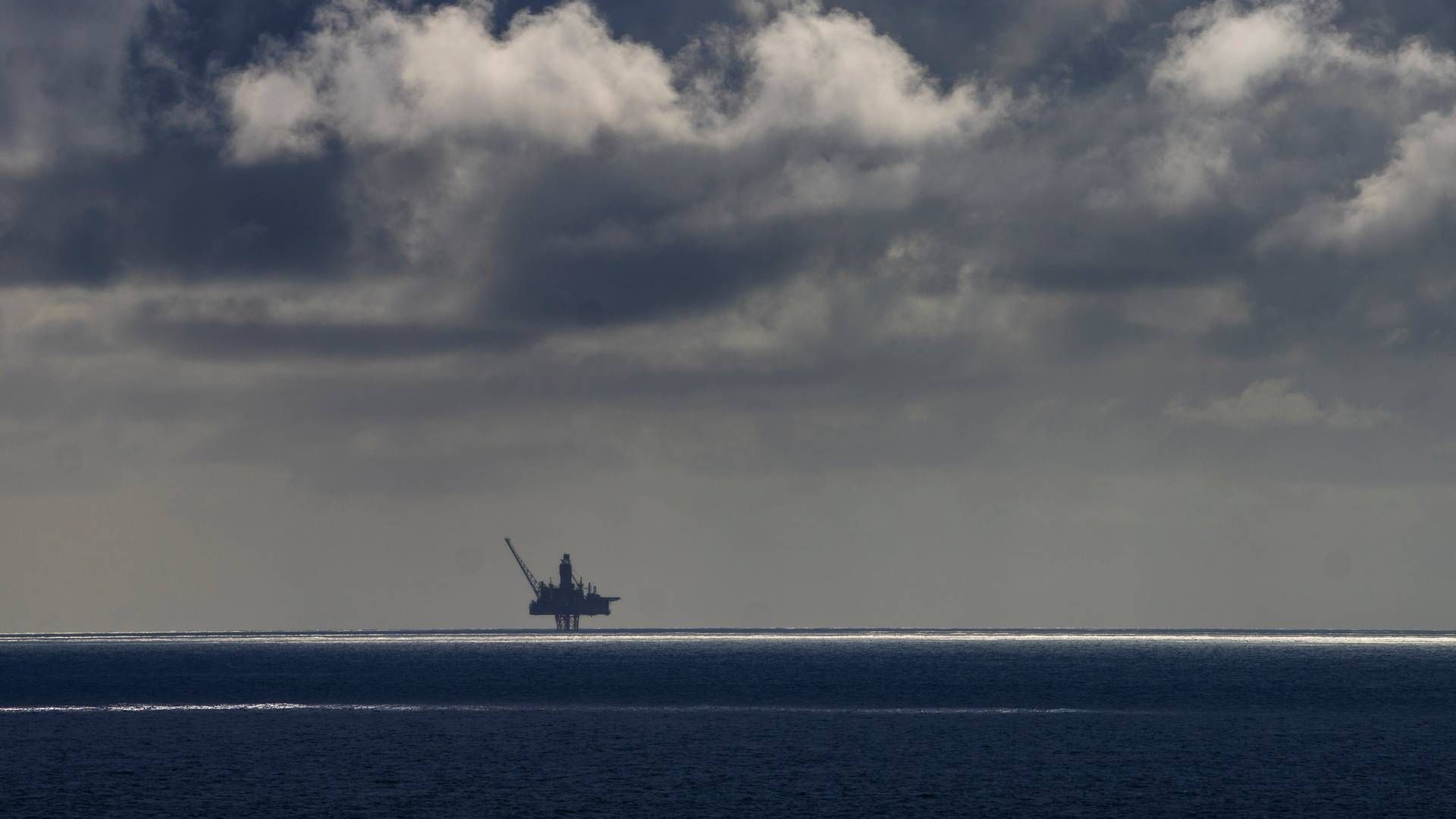 Aktørene i oljebransjen har tro på fremtiden. Her ser vi den ubemannede Huldra-plattformen i Nordsjøen. | Foto: Ole Berg-Rusten / NTB
