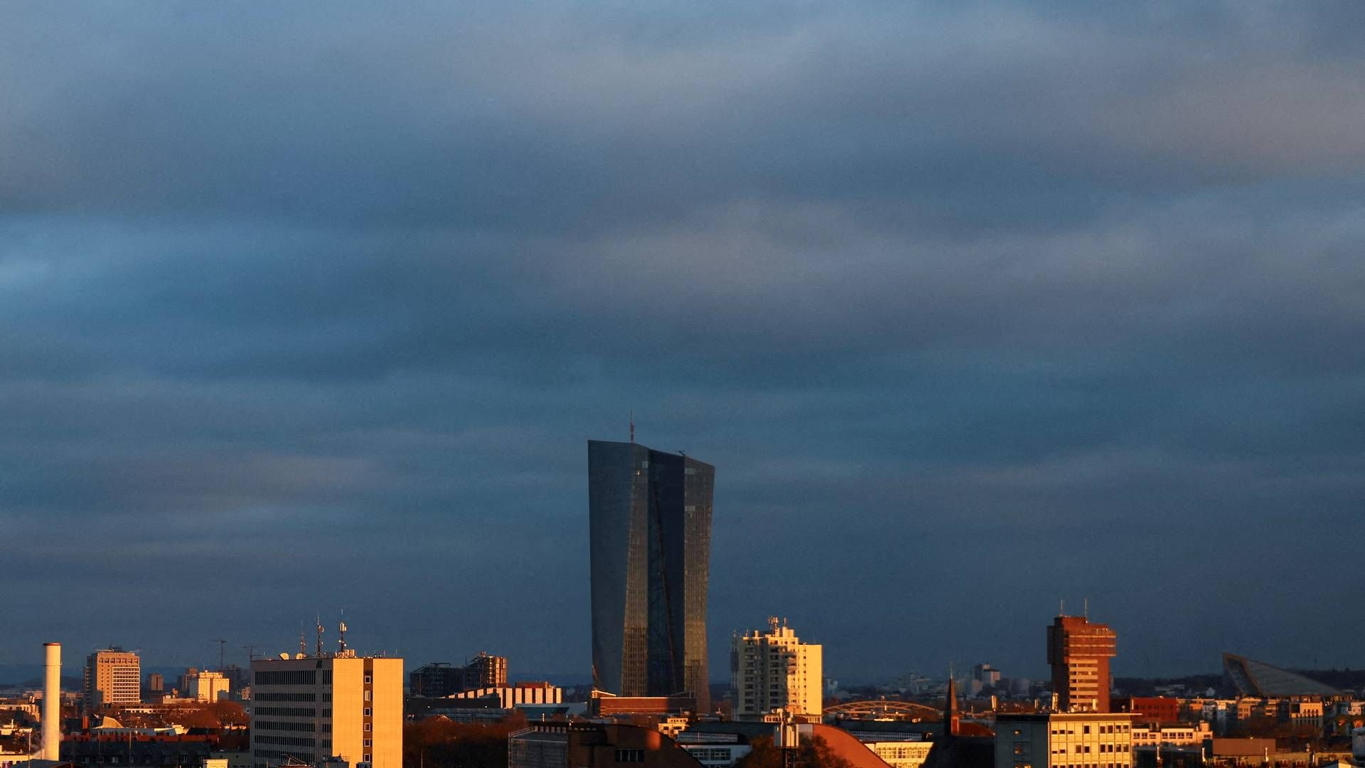 ECB holder til i Frankfurt, Tyskland. | Foto: Wolfgang Rattay