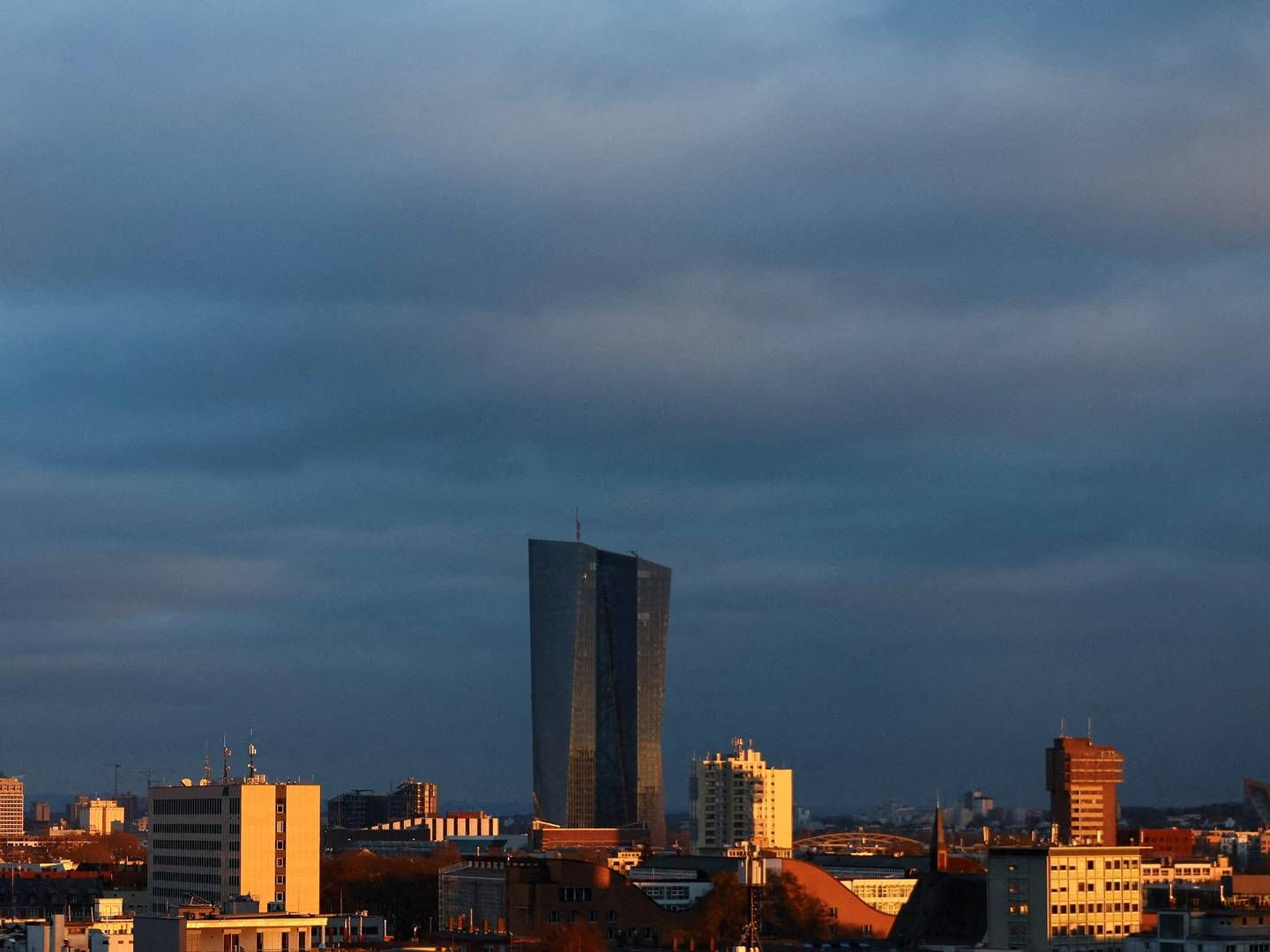 ECB holder til i Frankfurt, Tyskland. | Foto: Wolfgang Rattay