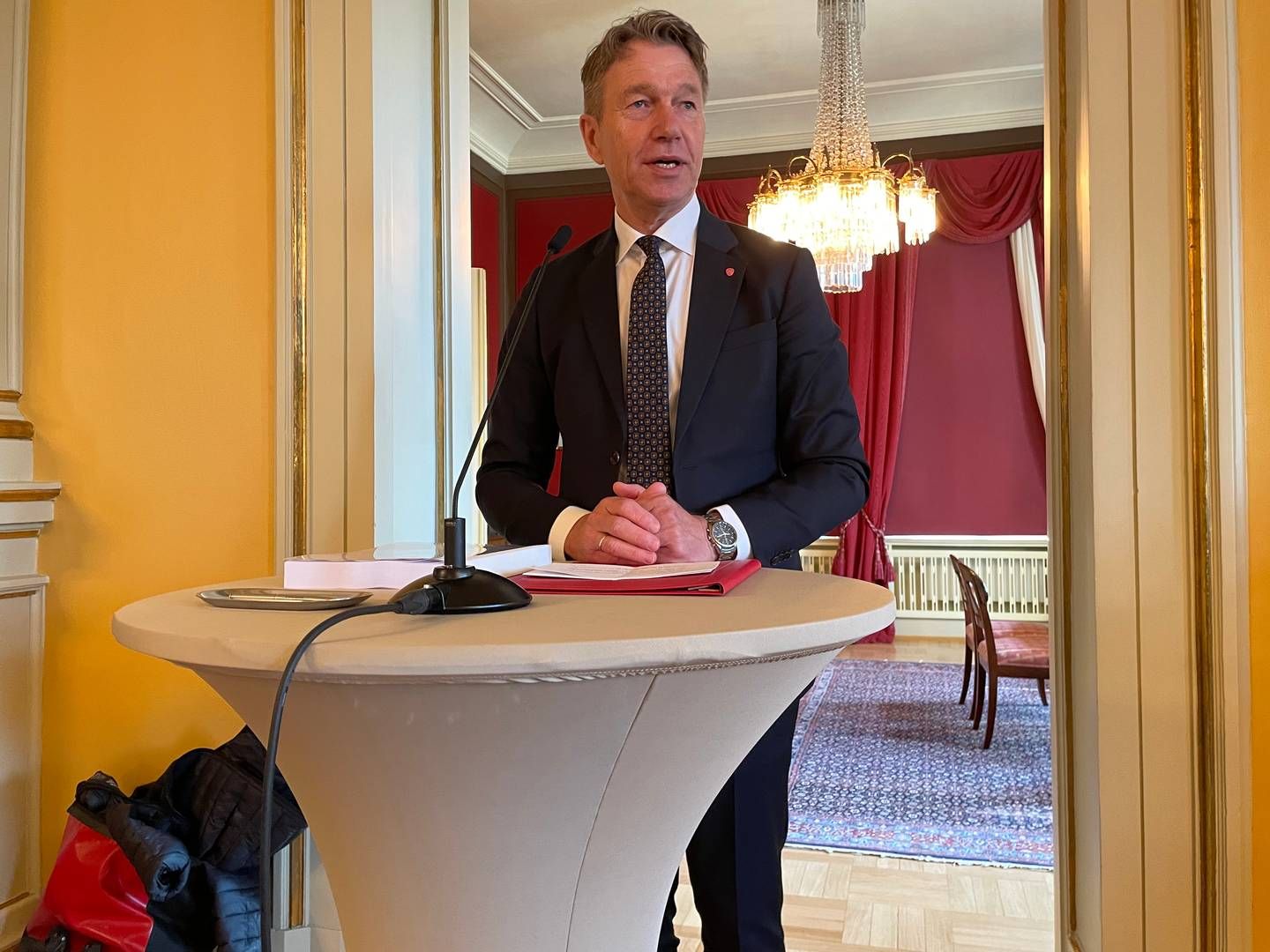 – Jeg er veldig glad for det. Det viser at norsk sokkel er interessant for havvind-utbygging, sier energiminister Terje Aasland om EnergiWatch-oversikten som viser at ingen aktører sier de trekker seg fra Utsira Nord. | Foto: Harald Amdal