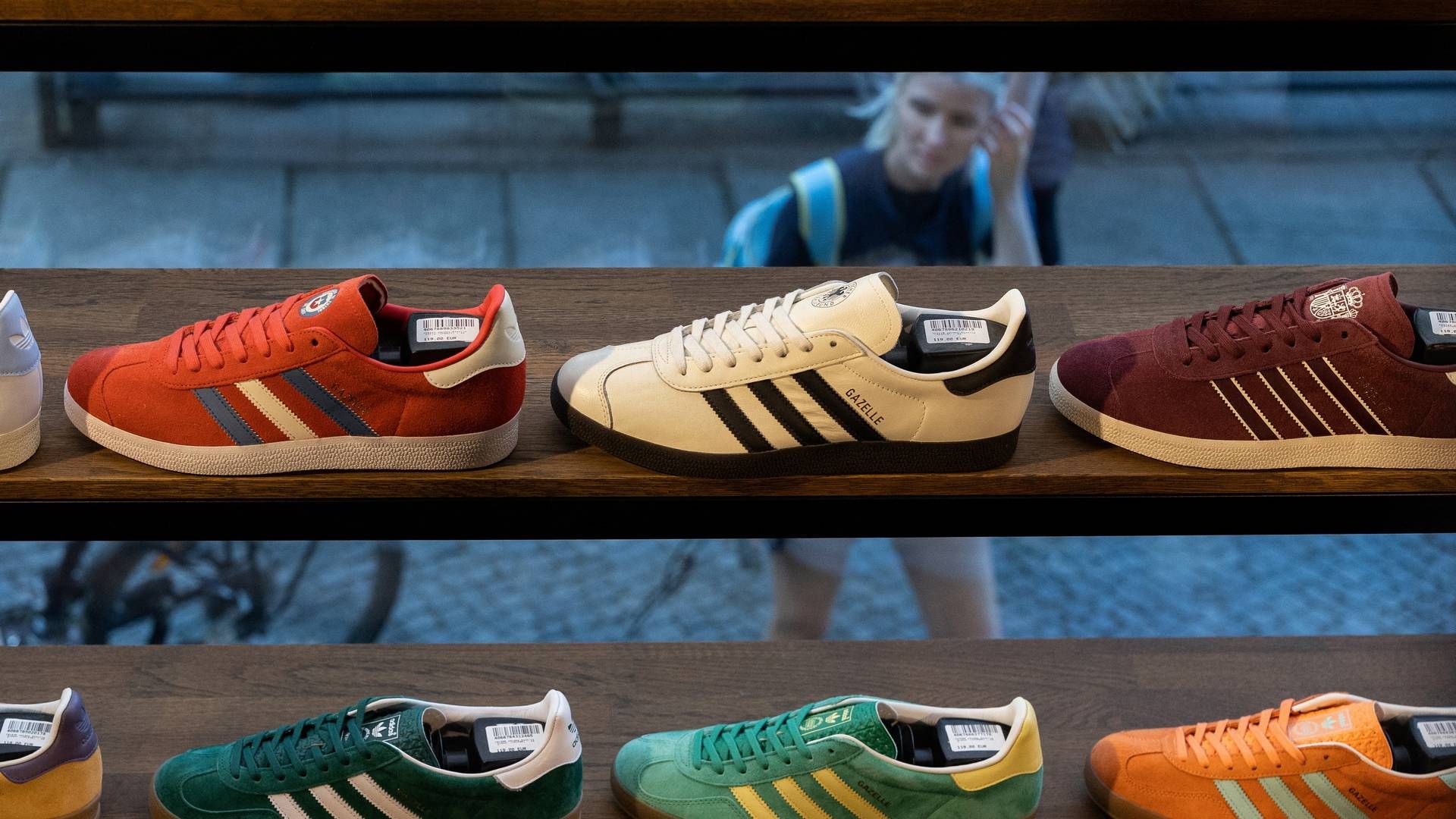 Adidas er kendt for sine tre striber på mere eller mindre samtlige af virksomhedens produkter. | Foto: Lisi Niesner/Reuters/Ritzau Scanpix