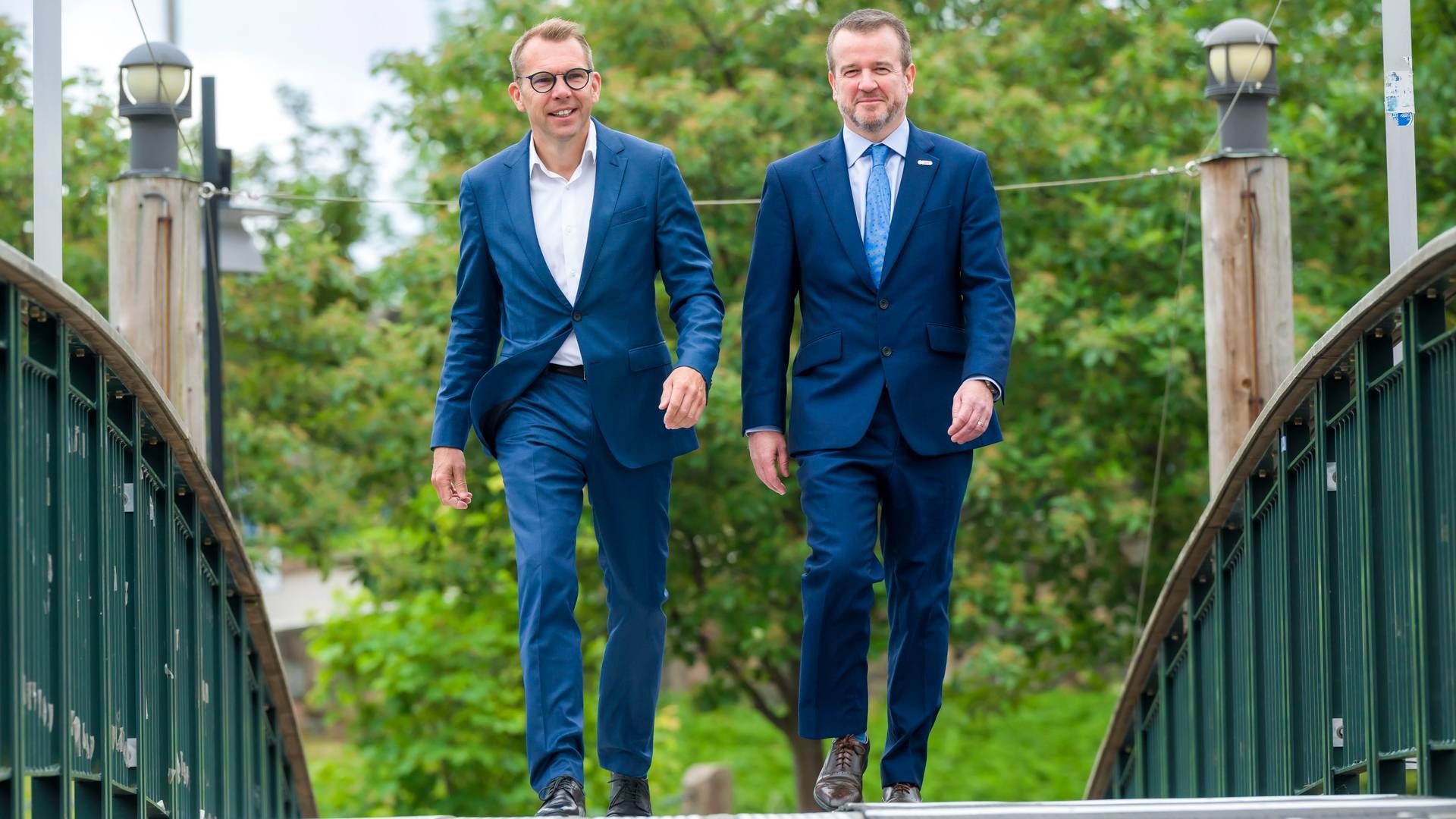 De to selskapene Å Energi og Corio Generation, her representert ved øverste sjefer Steffen Syvertsen (til venstre) og Jonathan Cole, fortsetter ferden sammen. | Foto: Å Energi