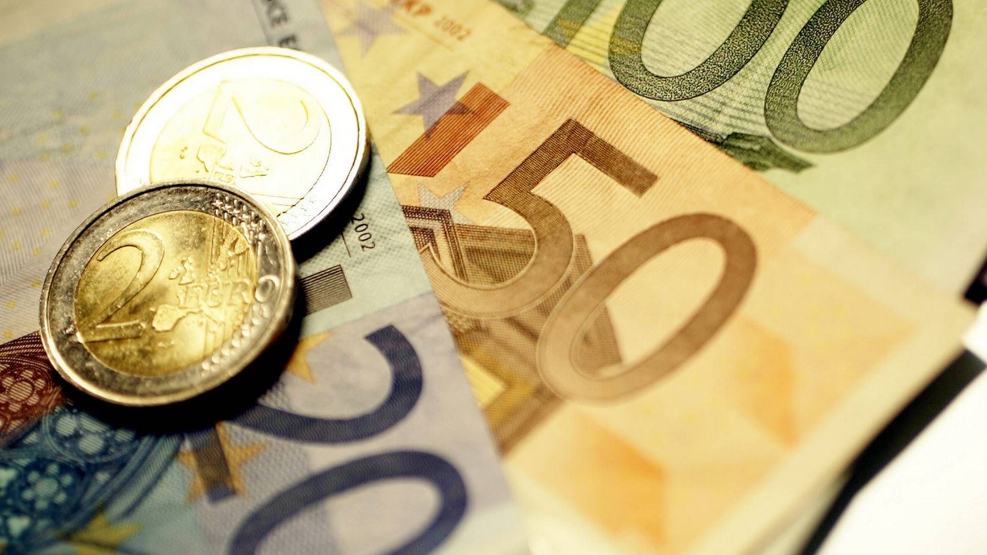 Euroen stiger torsdag morgen over for dollaren. | Foto: Thomas Borberg