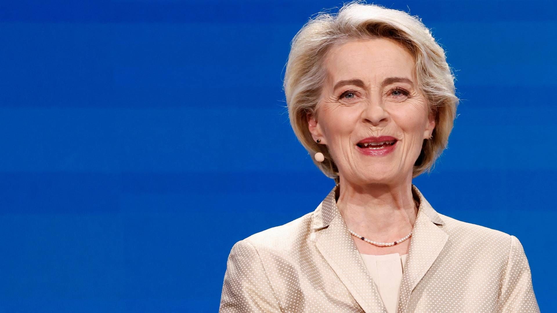 Ursula von der Leyen udråbte sin egen borgerlige EPP-gruppe til valgets sejrherre søndag aften. Hun lægger vægt på, at midterkoalitionen med de konservative, socialdemokraterne og de liberale bevarer deres flertal. | Foto: Piroschka Van De Wouw