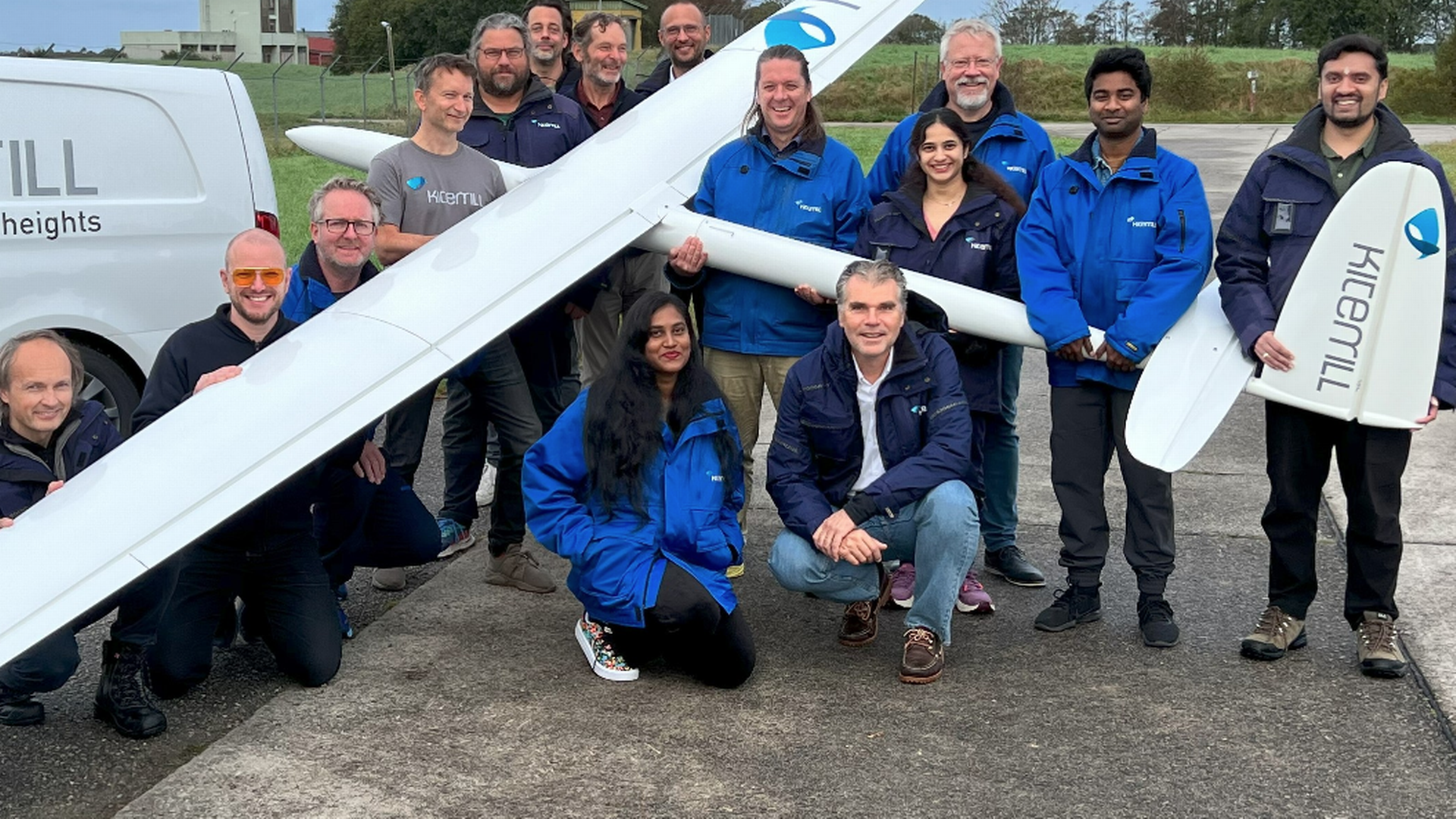 Her er noen av dem som står bak det flyende vindkraftselskapet Kitemill. | Foto: Kitemill