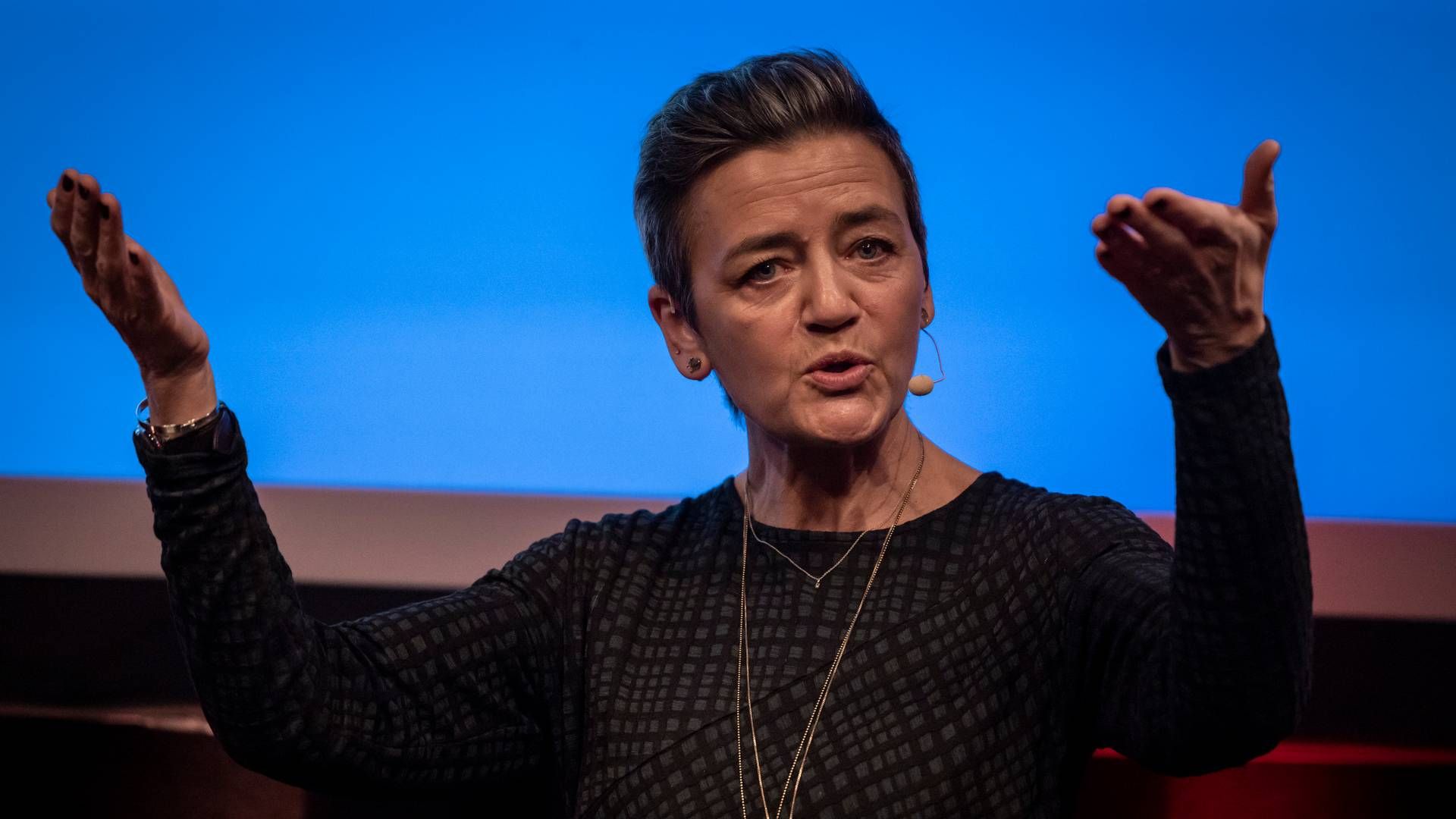 Ledende næstformand i EU-Kommissionen, Margrethe Vestager, har været meget direkte i sin kritik af Kina. Ifølge Vestager har Kina brugt massiv statsstøtte til at knuse den europæiske solcelle-industri. Nu vil EU-Kommissionen indføre told på kinesiske el-biler, som man også mener modtager unfair statsstøtte. | Foto: Christian Falck Wolff