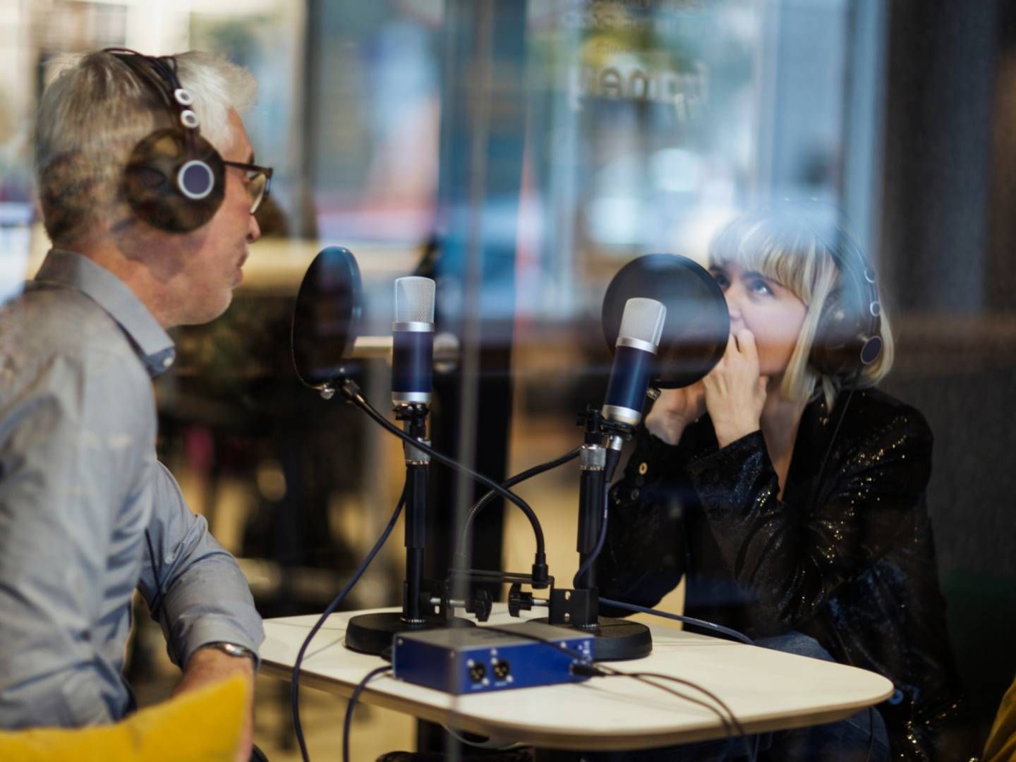 Podcasts bør ikke længere ignoreres i jeres PR-strategi, skriver Bjørn Barfoed Vestergaard. | Foto: Getty Images