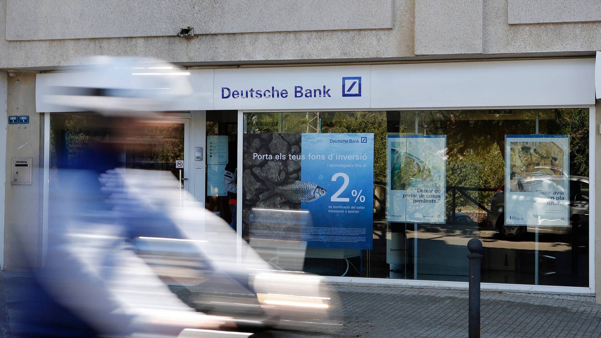 Eine Filiale der Deutschen Bank auf Mallorca. | Foto: picture alliance/dpa | Clara Margais